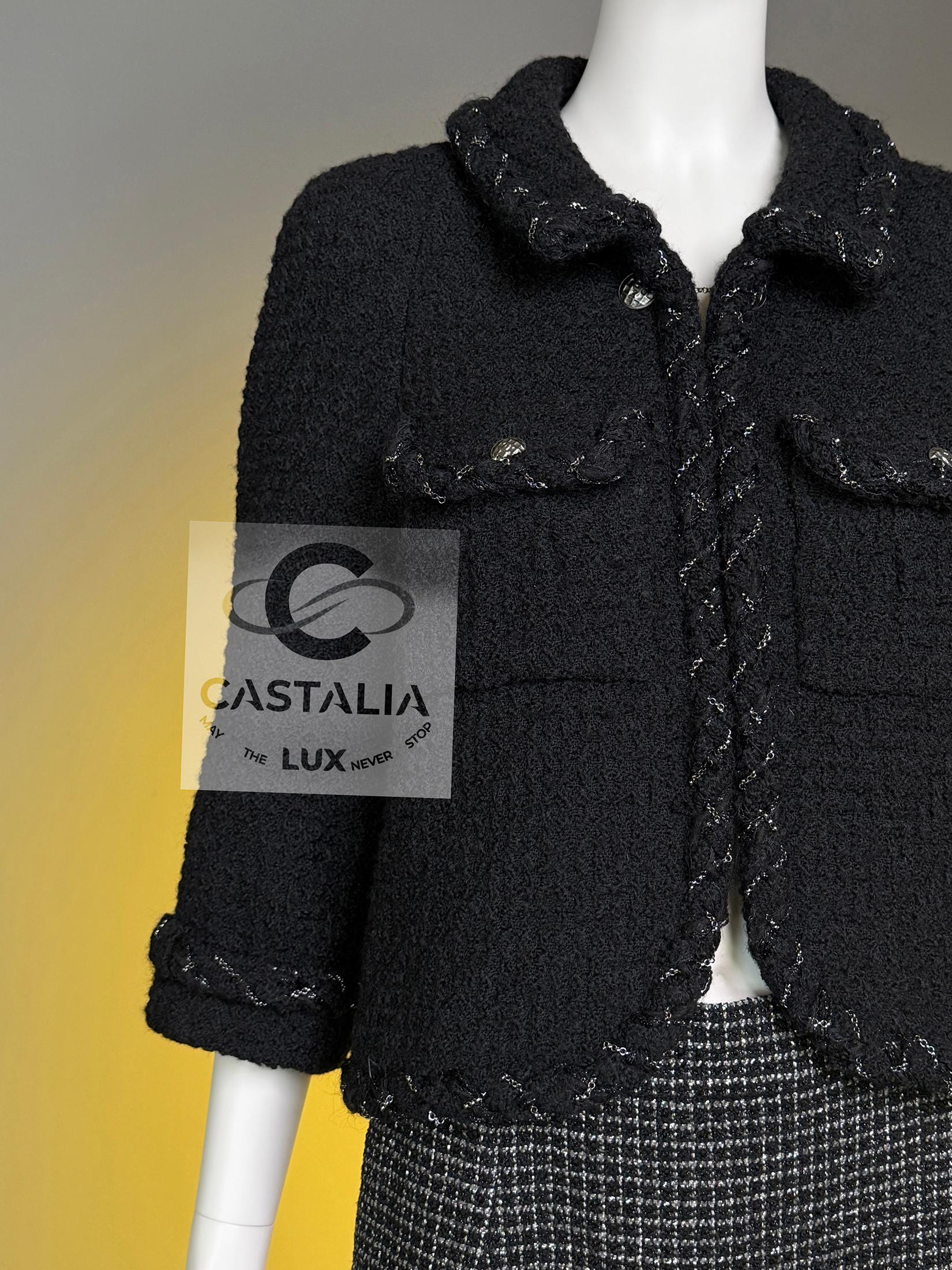 CHANEL Iconique Anna Wintour Style Veste en tweed noir avec garniture en chaîne 38 FR en vente 9