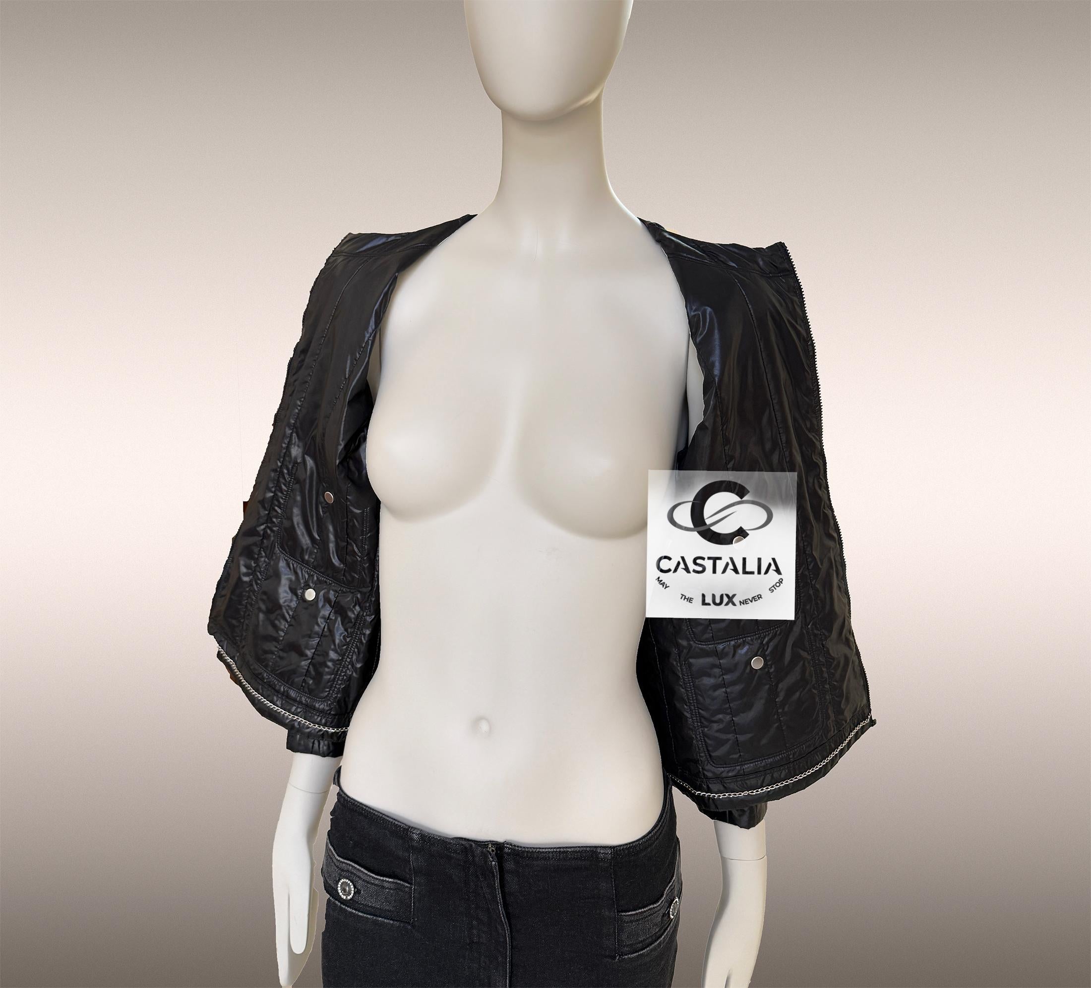 Chanel Iconic Black Lightweight Puffer Jacket 34 FR 8