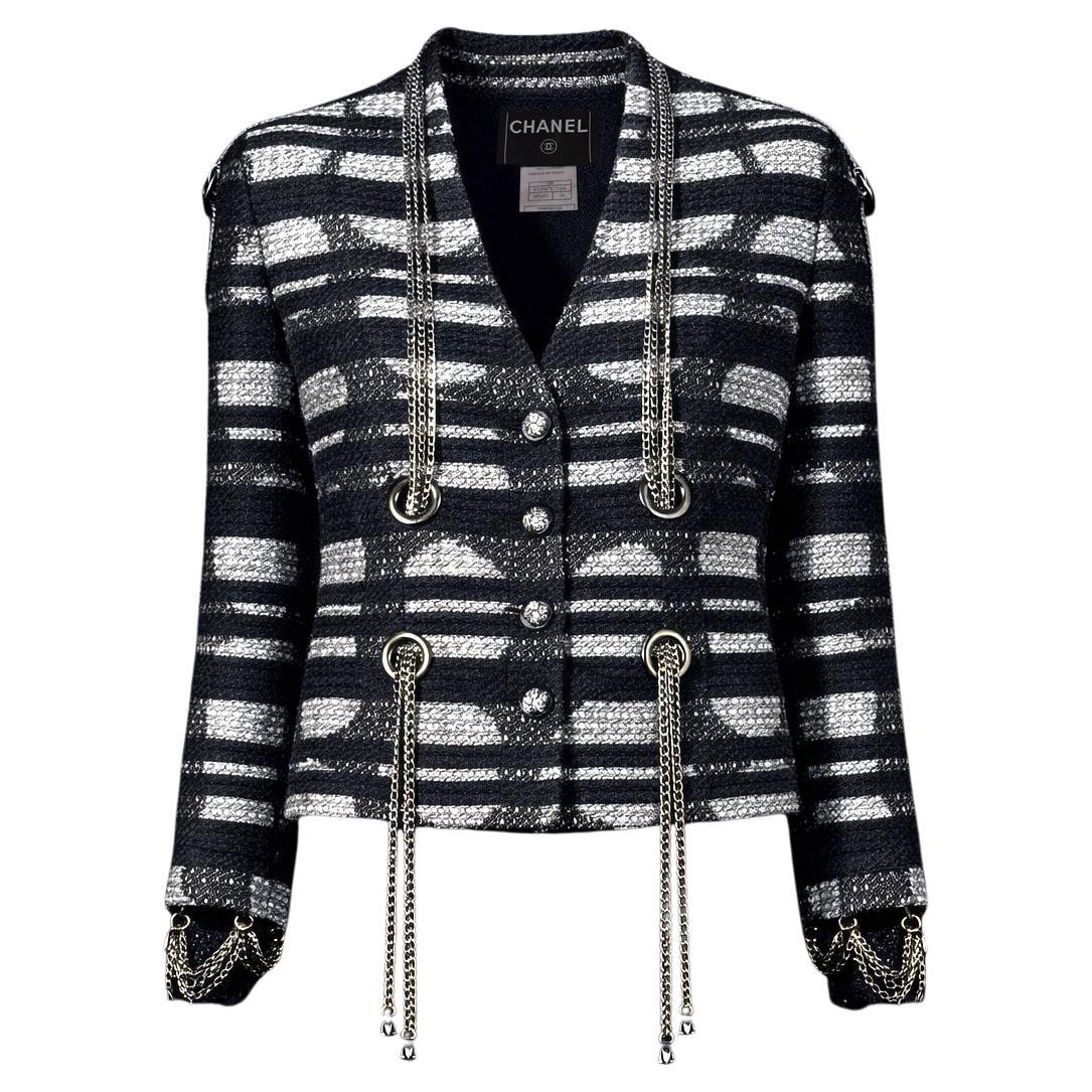 CHANEL Iconic Black Tweed Jacket with CC Chain-Link Embellishment 34 FR