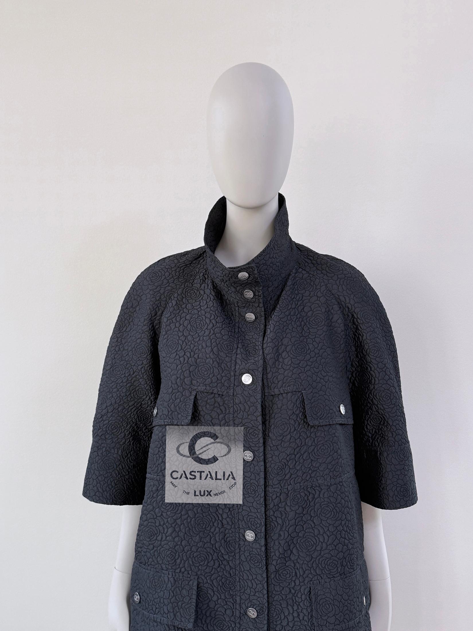 Black Chanel Iconic Camellias Pattern Trench Coat 44 FR For Sale