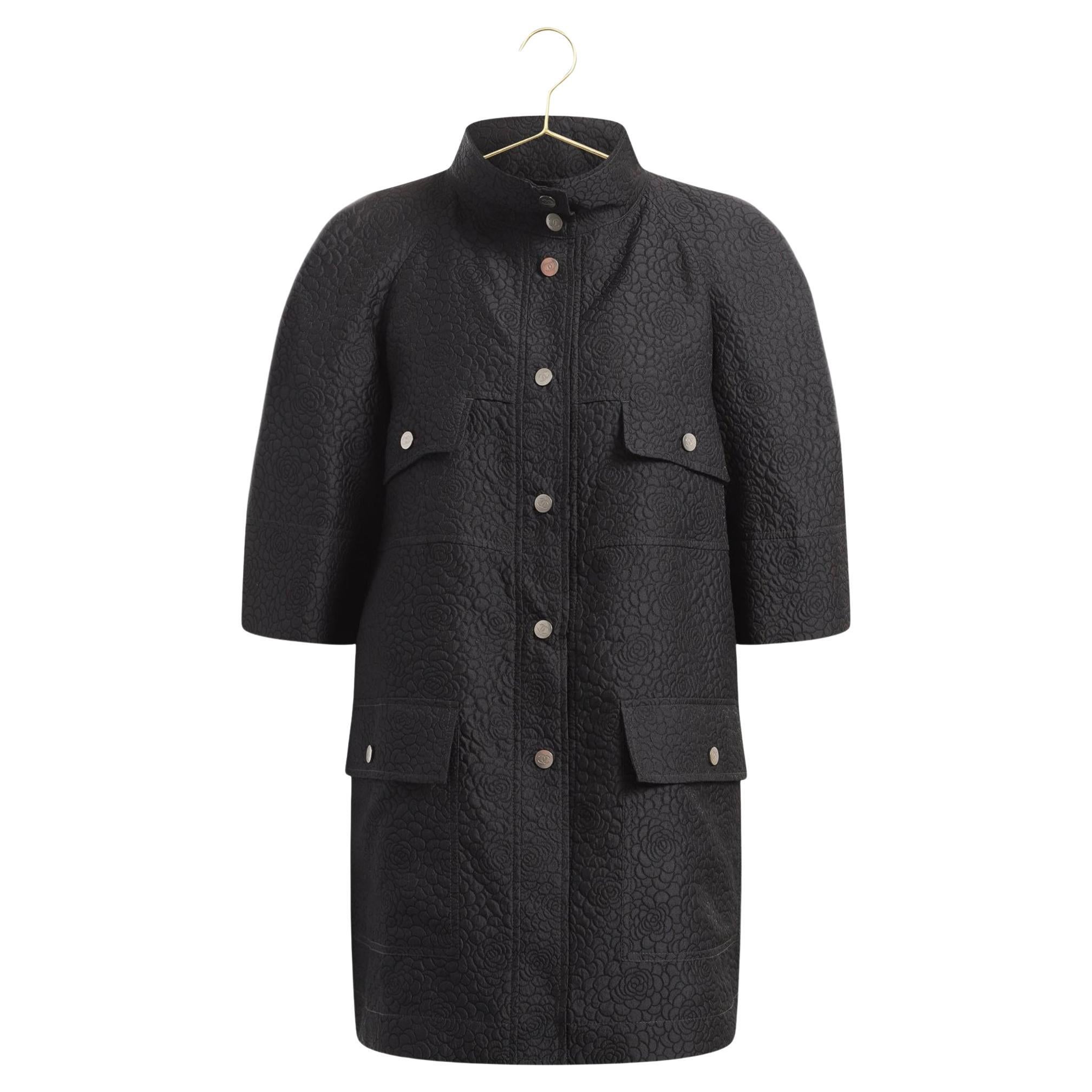 Chanel Iconic Camellias Pattern Trench Coat 44 FR For Sale