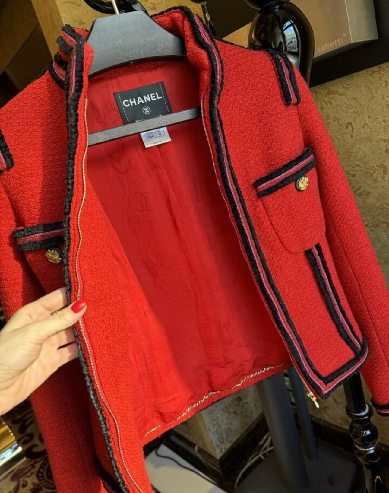 Chanel Iconic CC Eagle Buttons Classic Red Tweed Jacket 34 FR 6