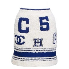 Chanel Iconic CC Logo 31 Rue Cambon Tweed Skirt 
