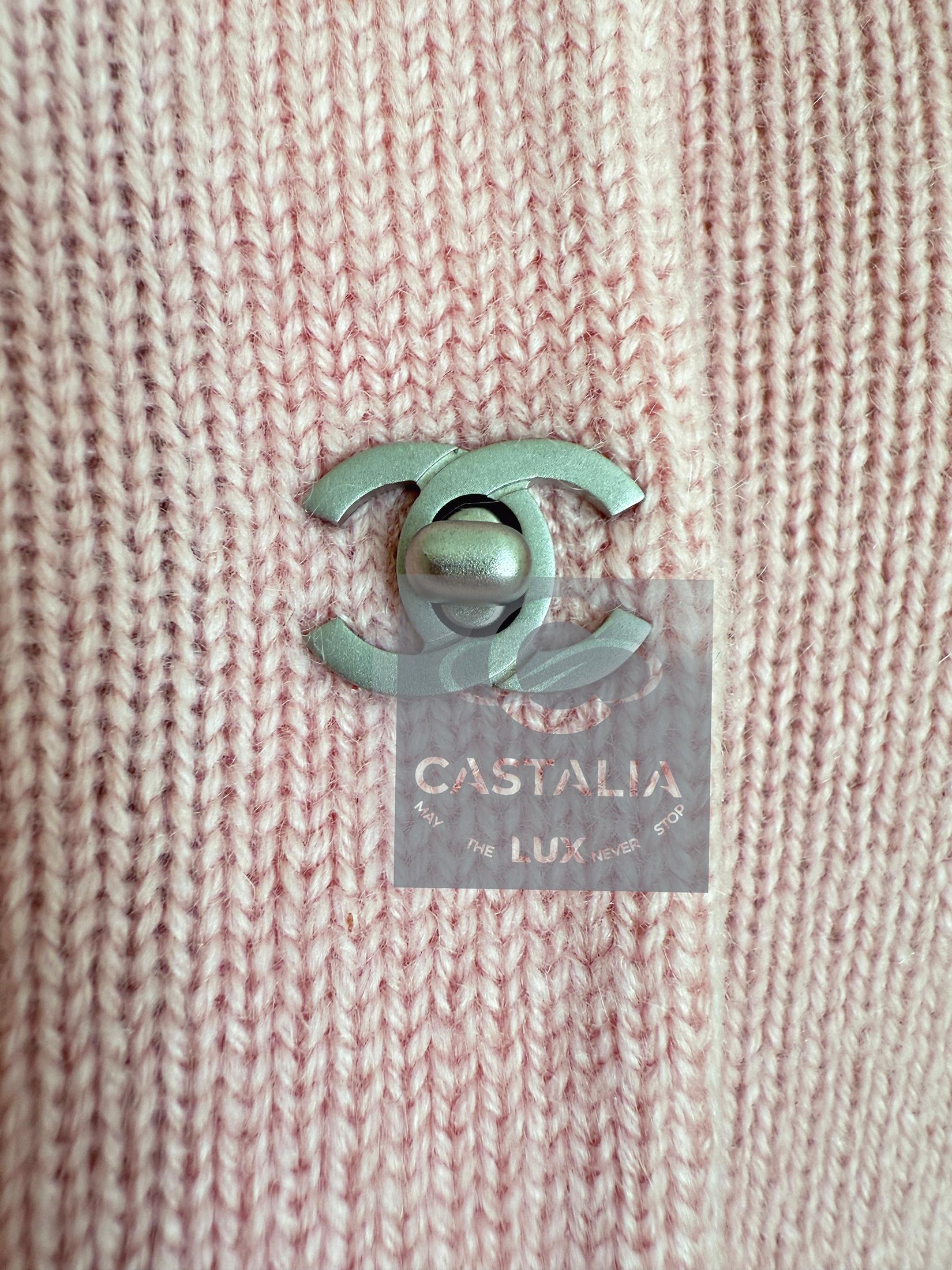 Chanel Iconic CC Turlock Cardigan in Pastel Pink 36 FR 7