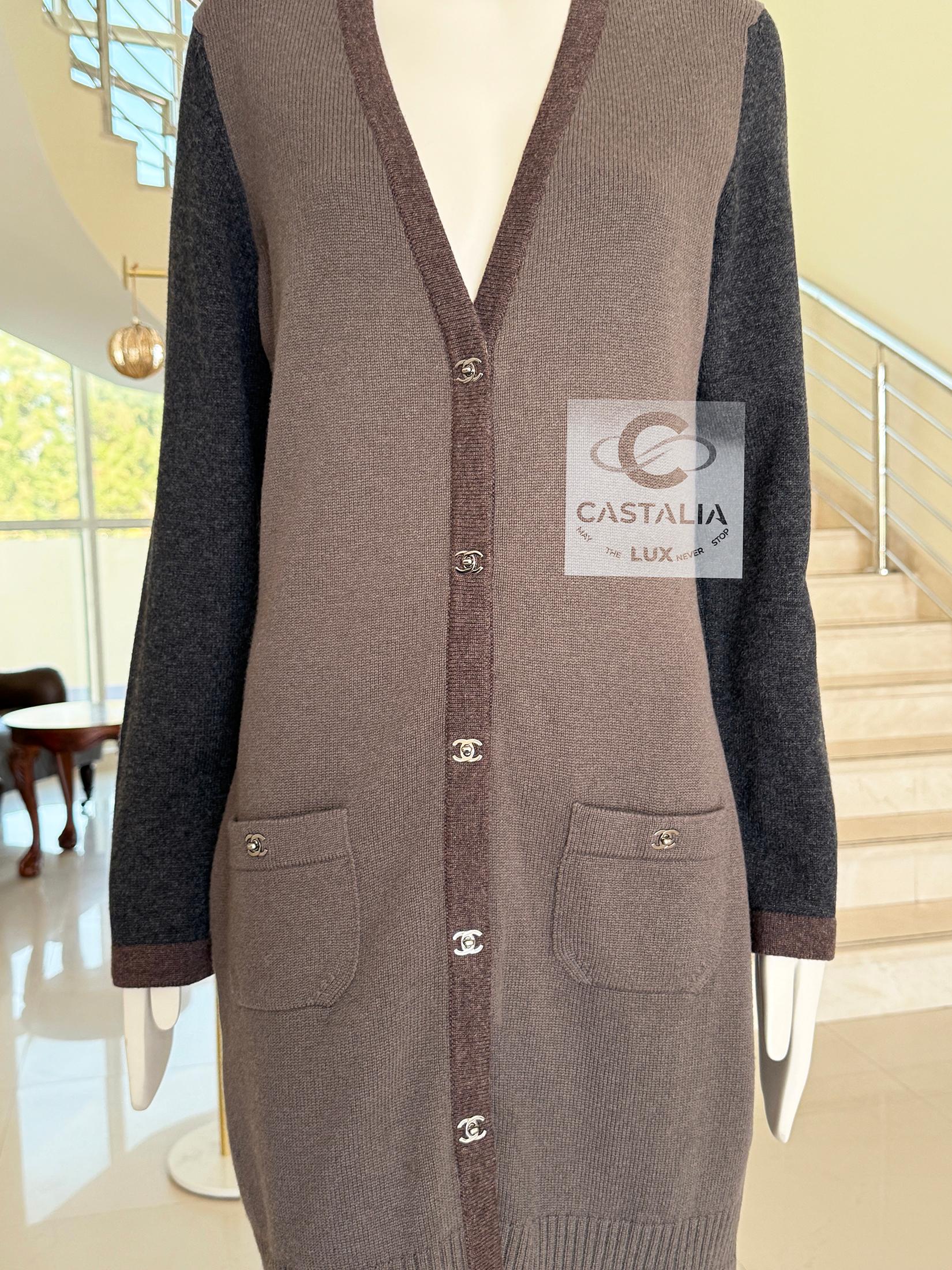 Chanel Iconic CC Turnlock Beige Cashmere Cardigan 34 FR 3