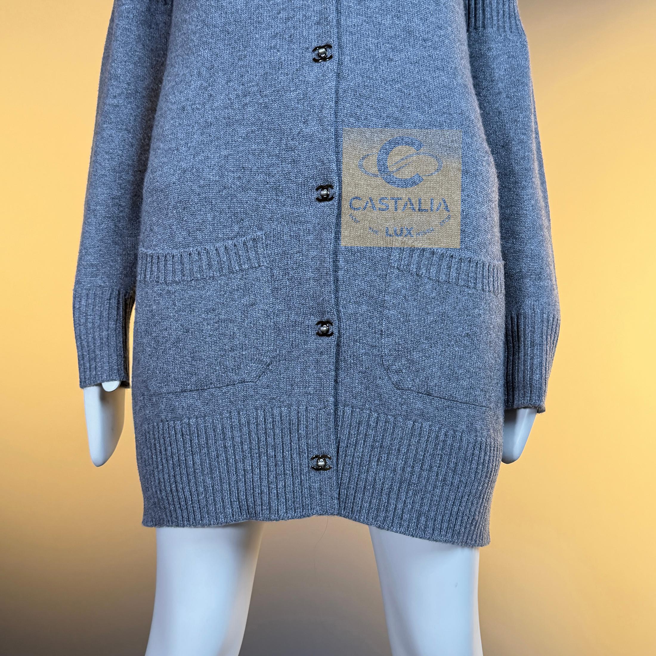 CHANEL Iconic CC Turnlock Grau Strickjacke 36 FR im Angebot 6