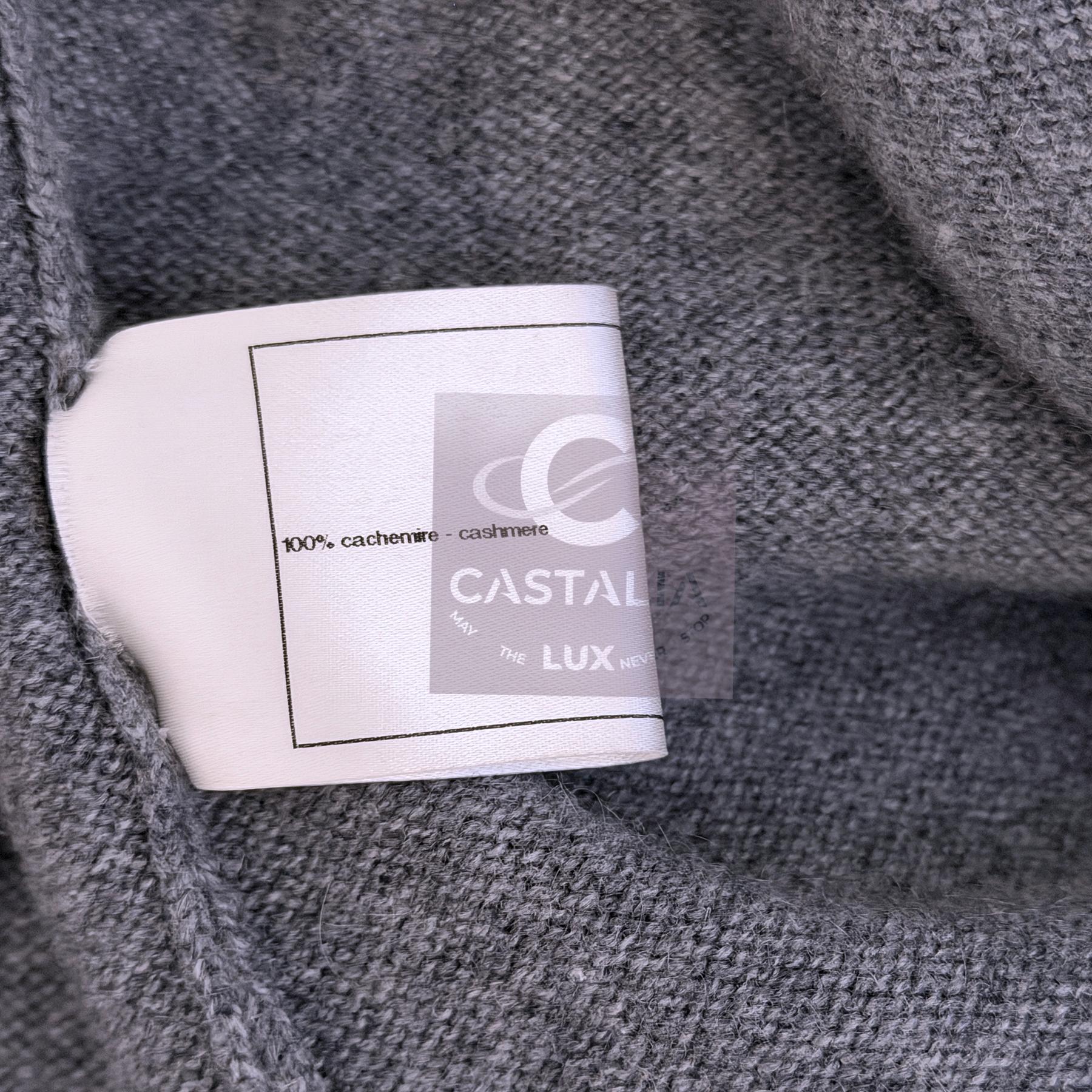 CHANEL Iconic CC Turnlock Grau Strickjacke 36 FR im Angebot 9