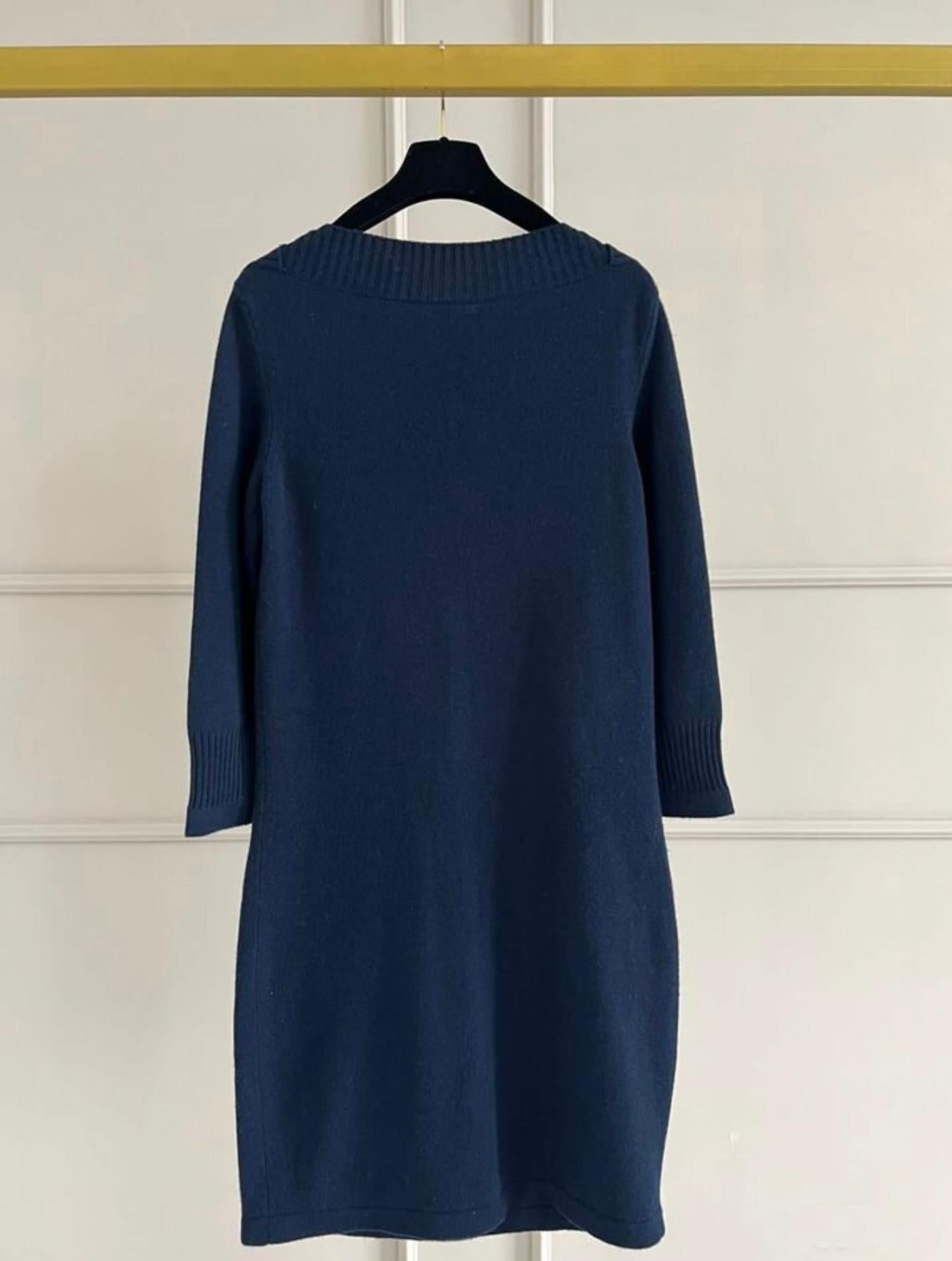 Chanel Iconic CC Turnlock Navy Cashmere Dress For Sale 1
