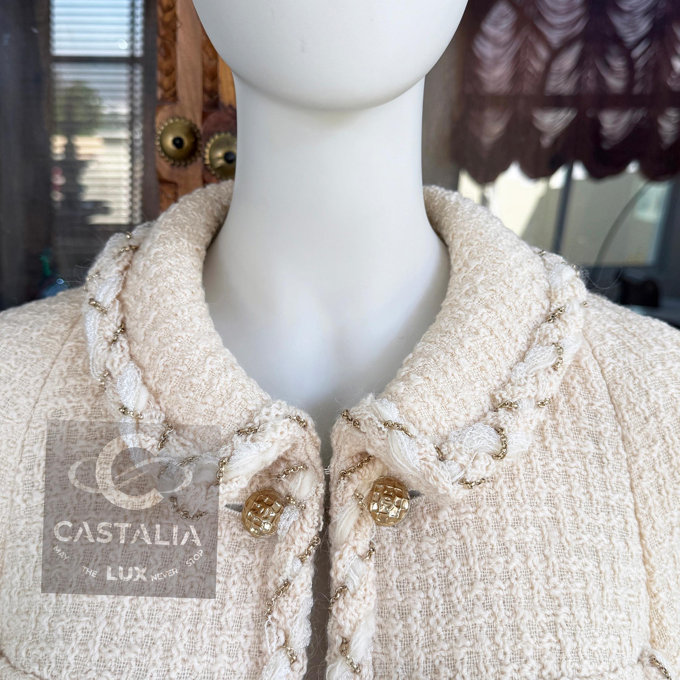 CHANEL Iconic Kette verschönert Ecru Tweed Jacke 36 FR im Angebot 1