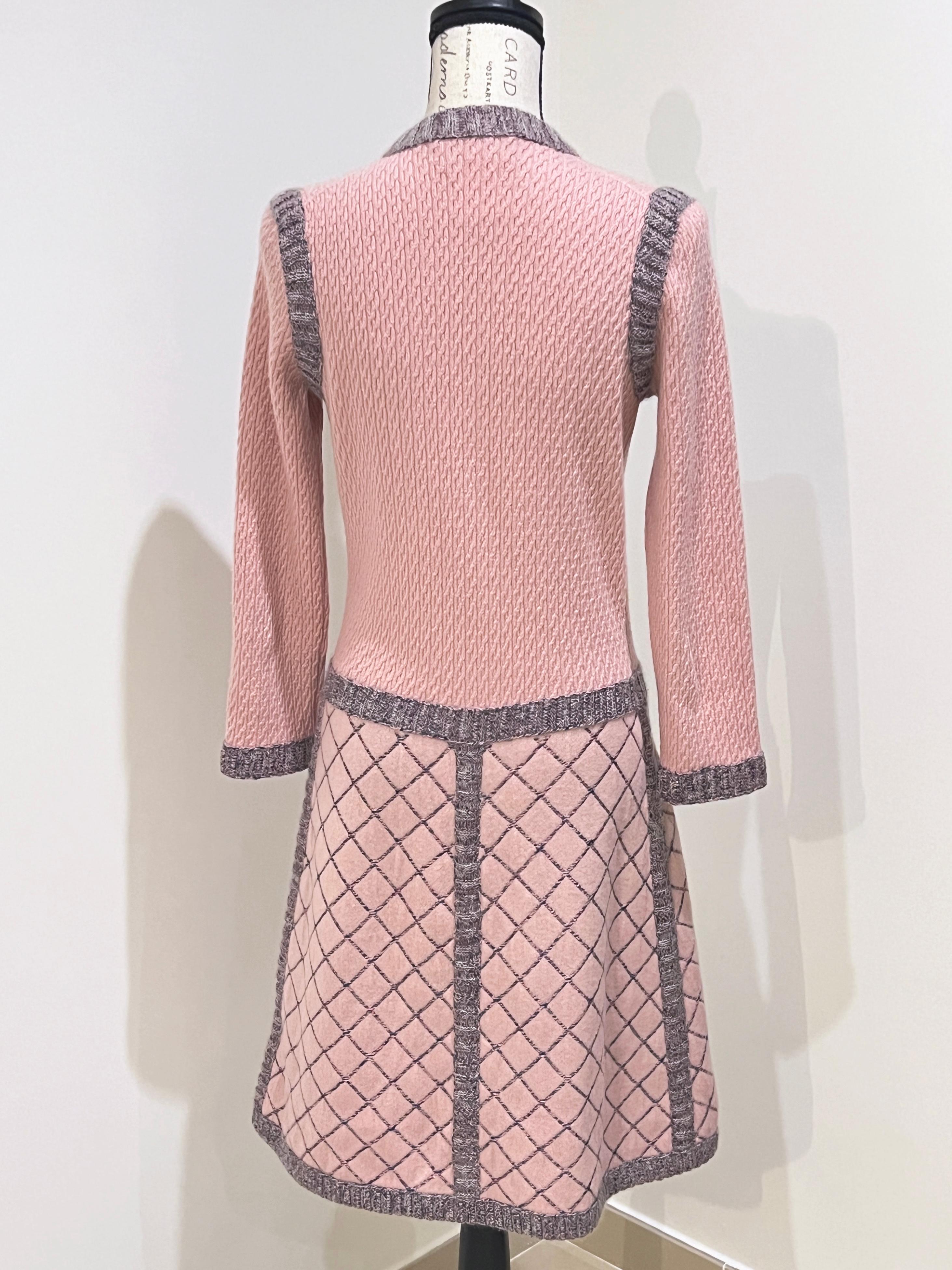 Chanel Iconic Coco Brasserie Quilted Jacket Dress For Sale 15
