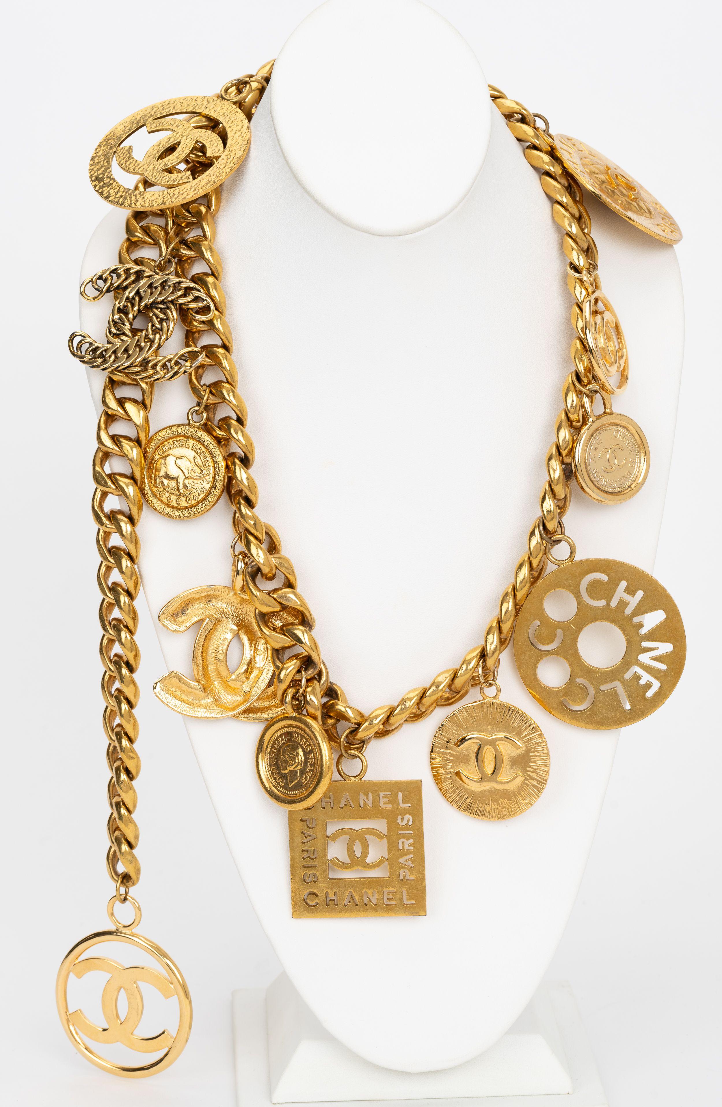 The iconic Chanel Charm belt can be worn also as a Necklace. The most complete item we ever came across ,with 12 different charms. Collection 28 designed by Victoire de Castellane. 24 kt gold plated metal. Comes with original box.