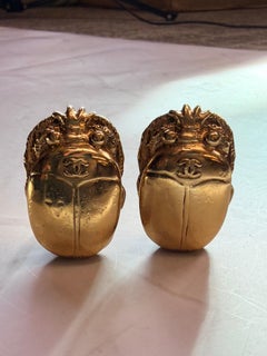 Chanel Iconic Egypt Collection Runway Scarabeo Orecchini a Clip