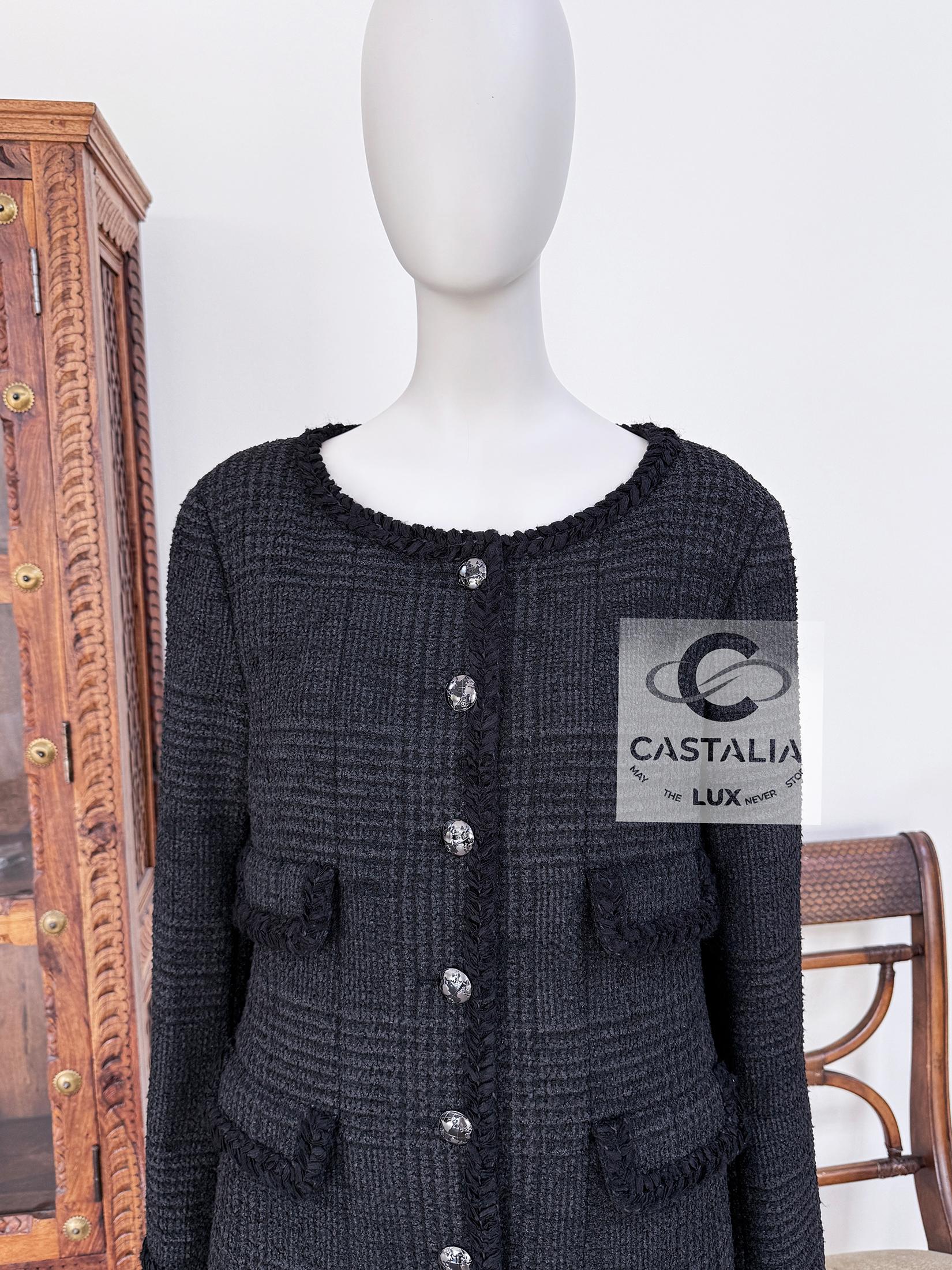 Chanel Iconic Globalization Ad Campaign Black Tweed Jacket 42 FR For Sale 6
