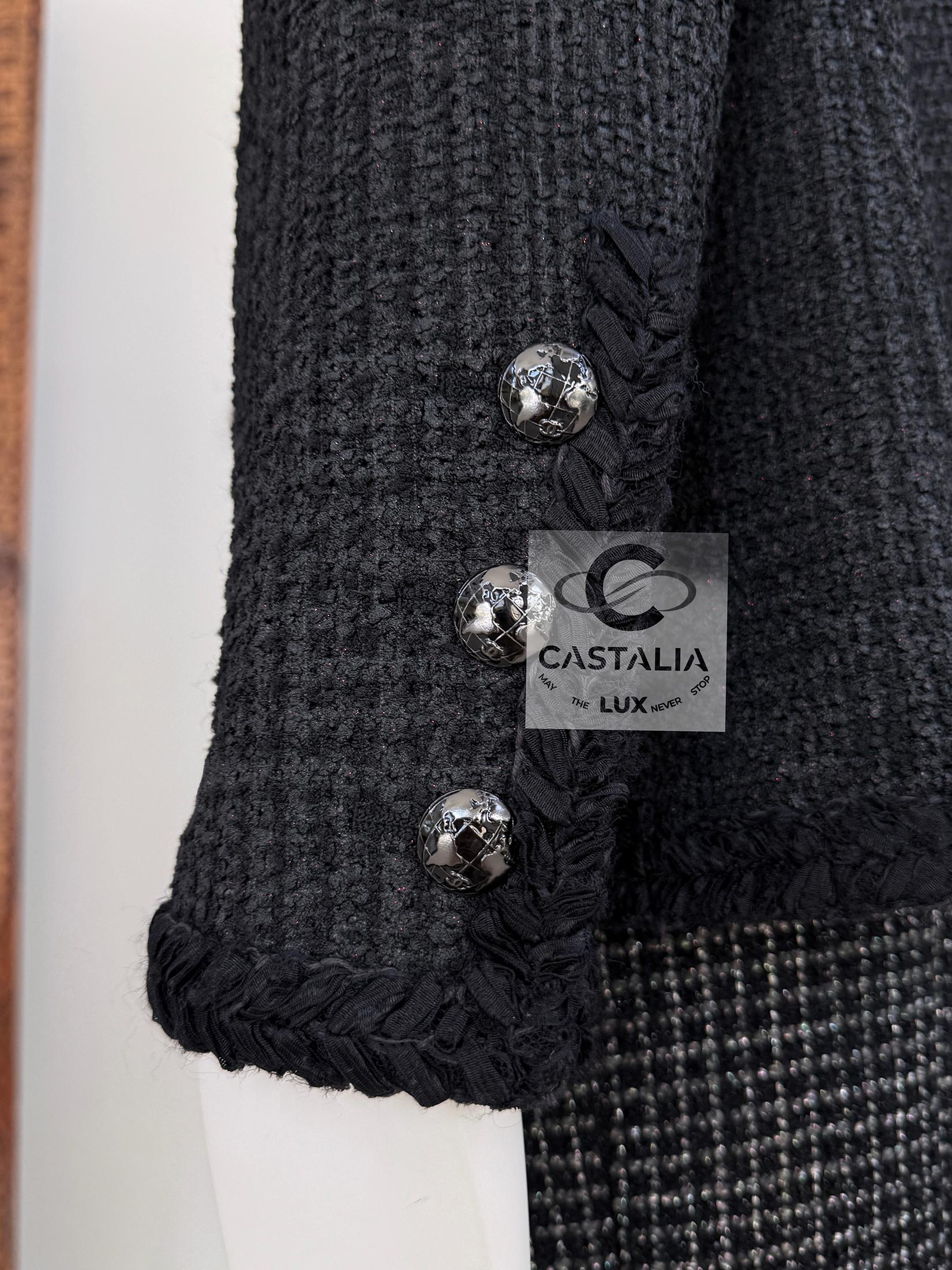 Chanel Iconic Globalization Werbekampagne Schwarze Tweed-Jacke 42 FR im Angebot 7