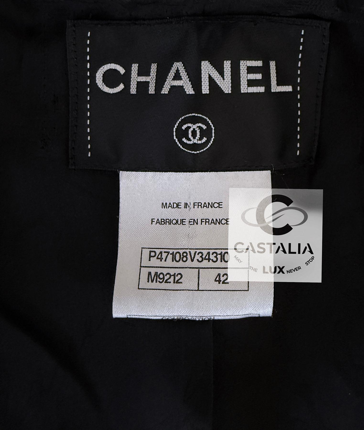 Chanel Iconic Globalization Werbekampagne Schwarze Tweed-Jacke 42 FR im Angebot 14