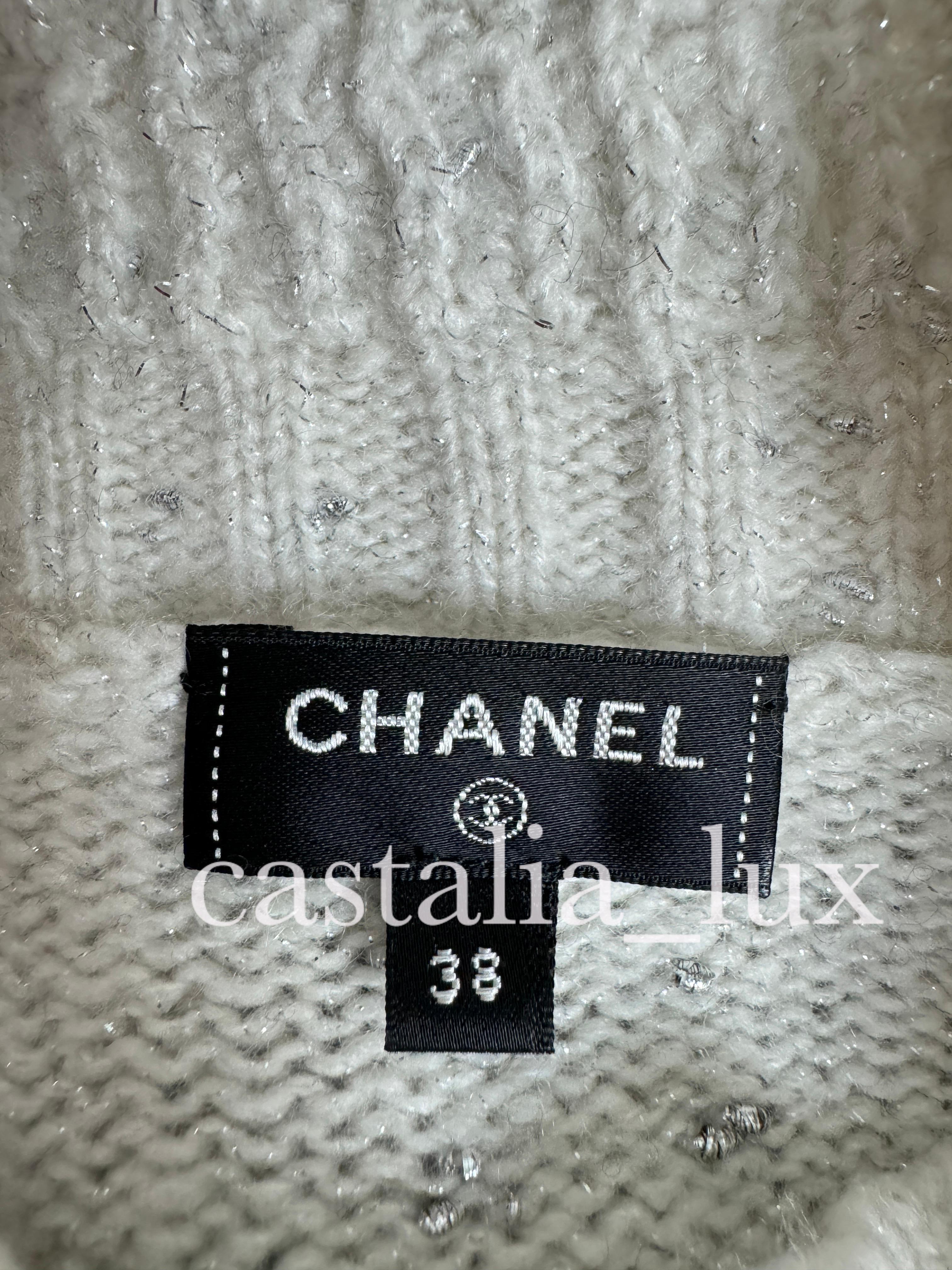Chanel Iconic Jennie Kim Style Coco Neige Jumper 8