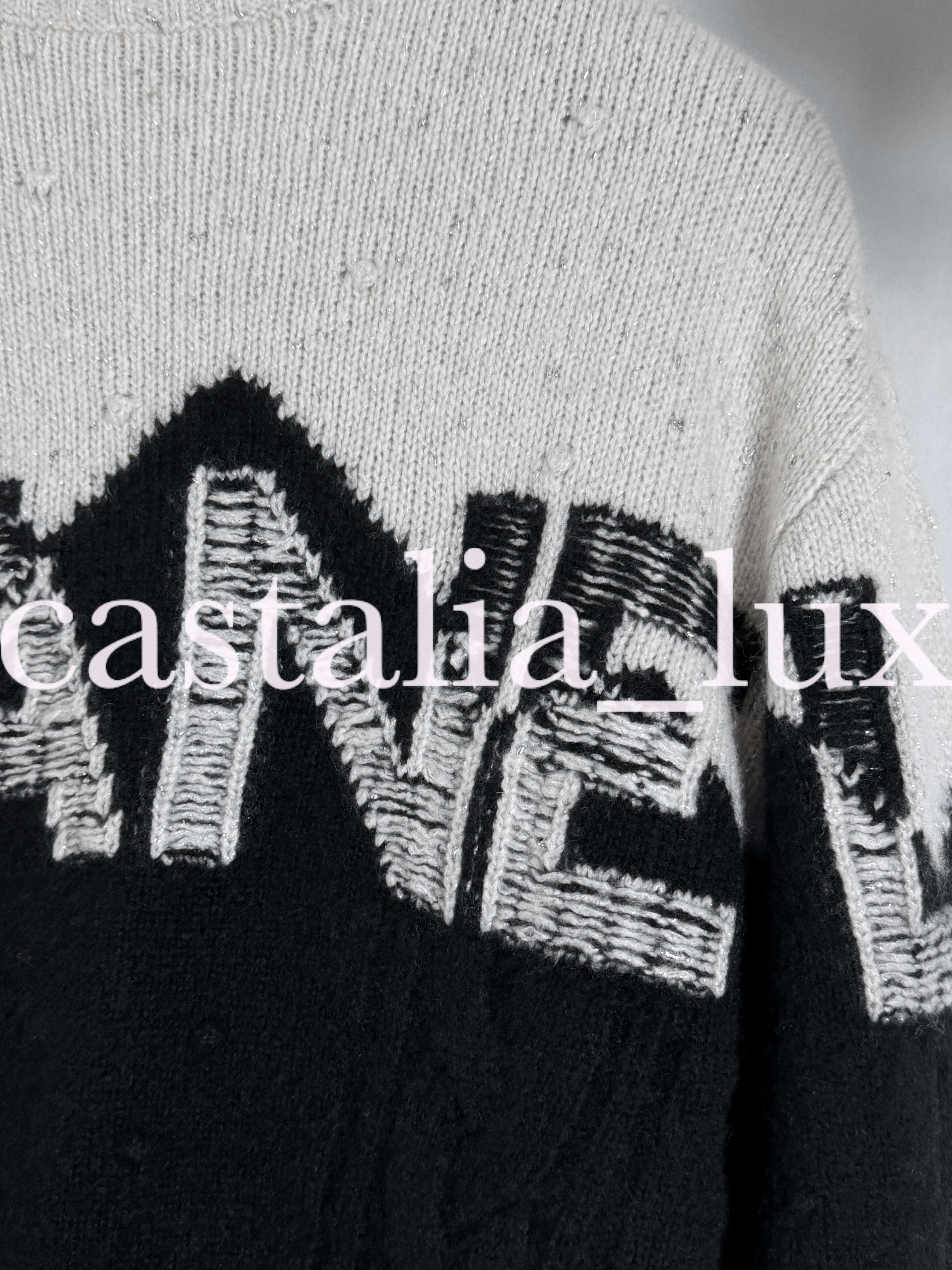 Chanel Iconic Jennie Kim Style Coco Neige Jumper 4