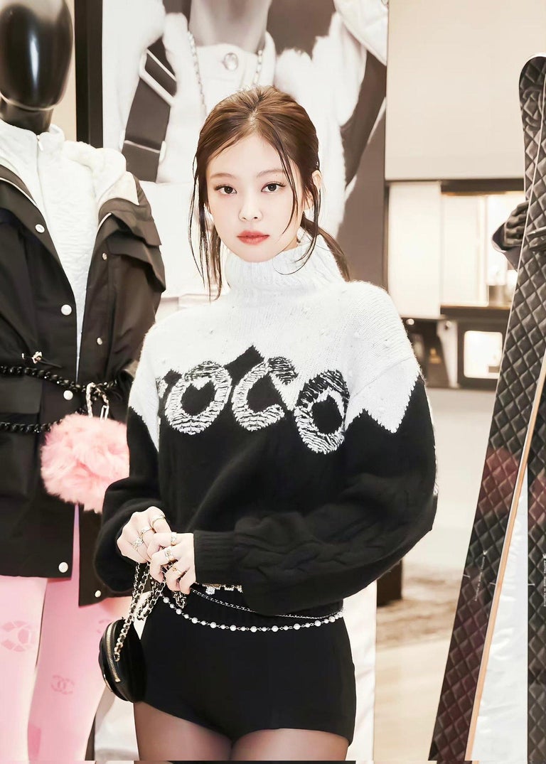 Chanel sweater jennie discount