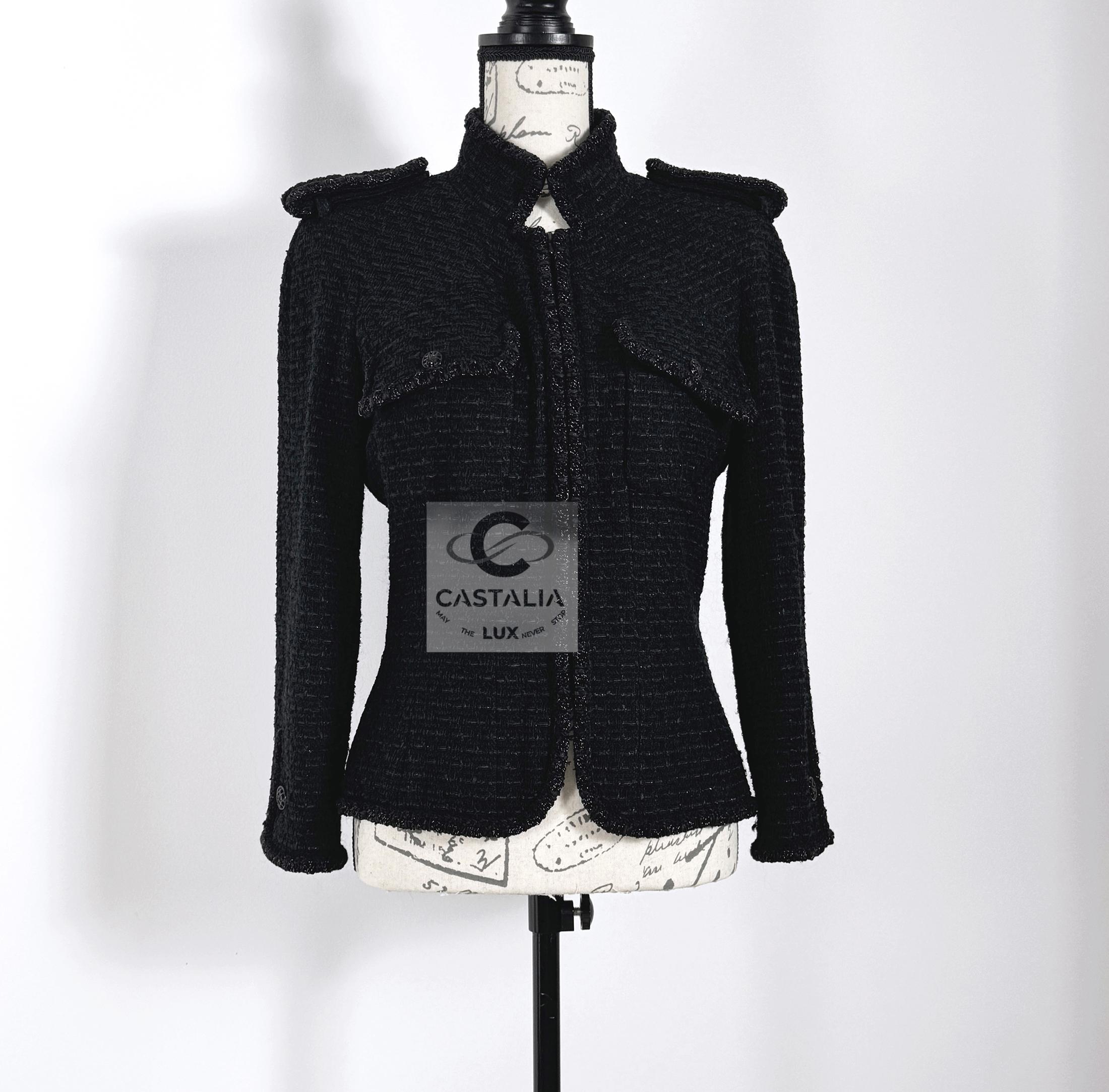 Chanel, l'iconica giacca in tweed nero stile Kate Moss 38 FR in vendita 7