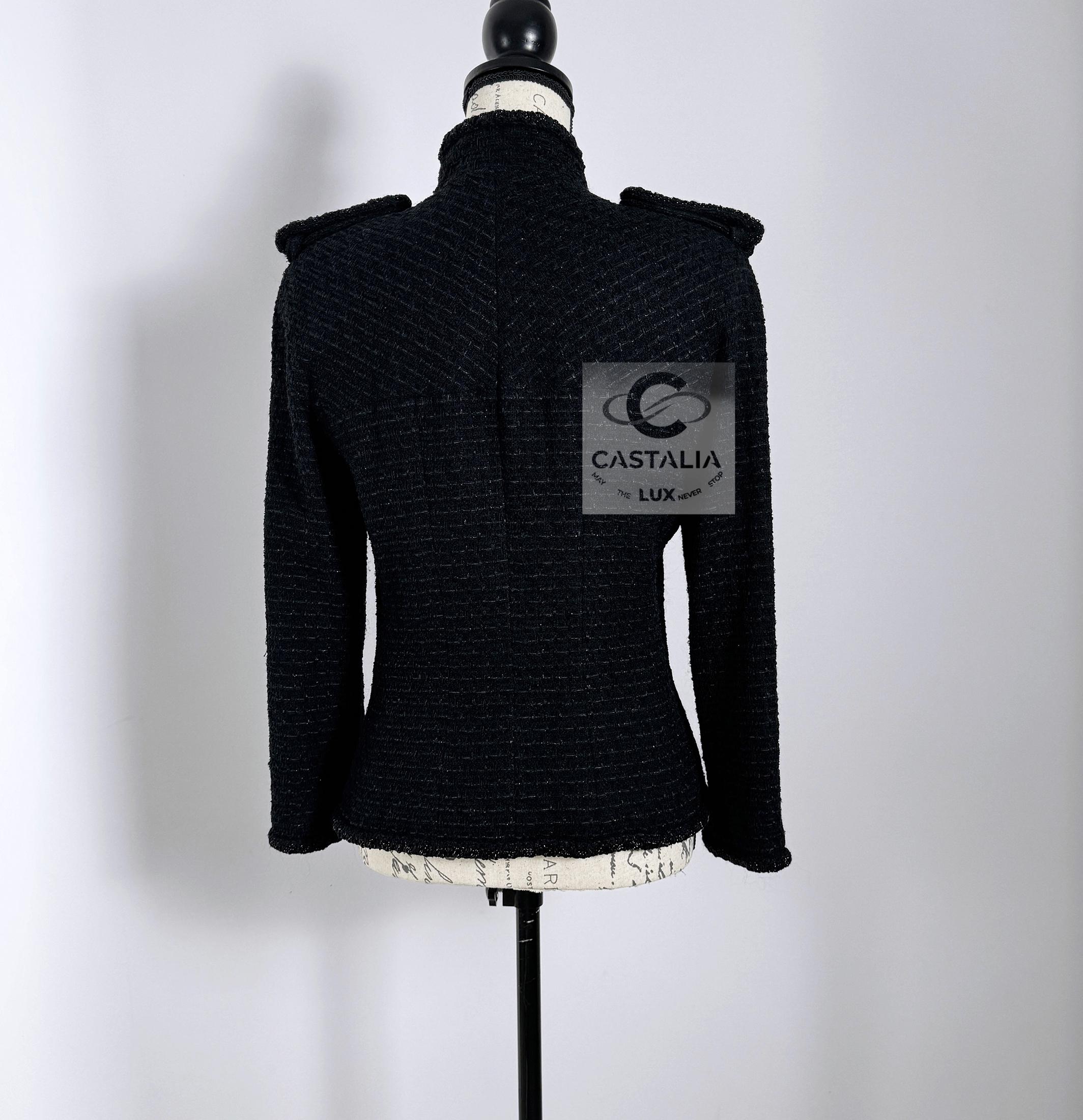 Chanel, l'iconica giacca in tweed nero stile Kate Moss 38 FR in vendita 13