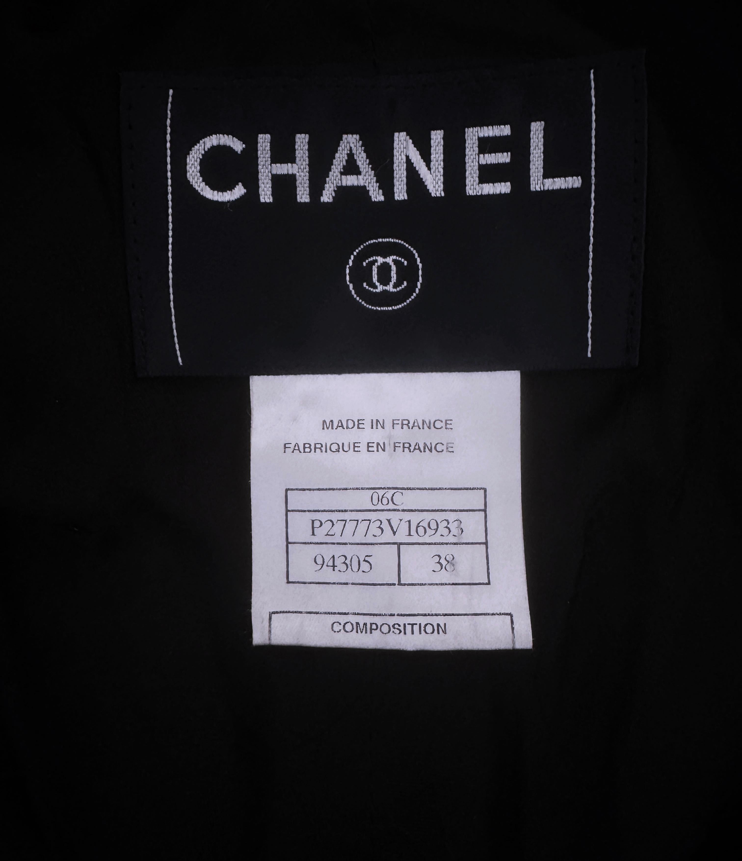 Chanel, l'iconica giacca in tweed nero stile Kate Moss 38 FR in vendita 15