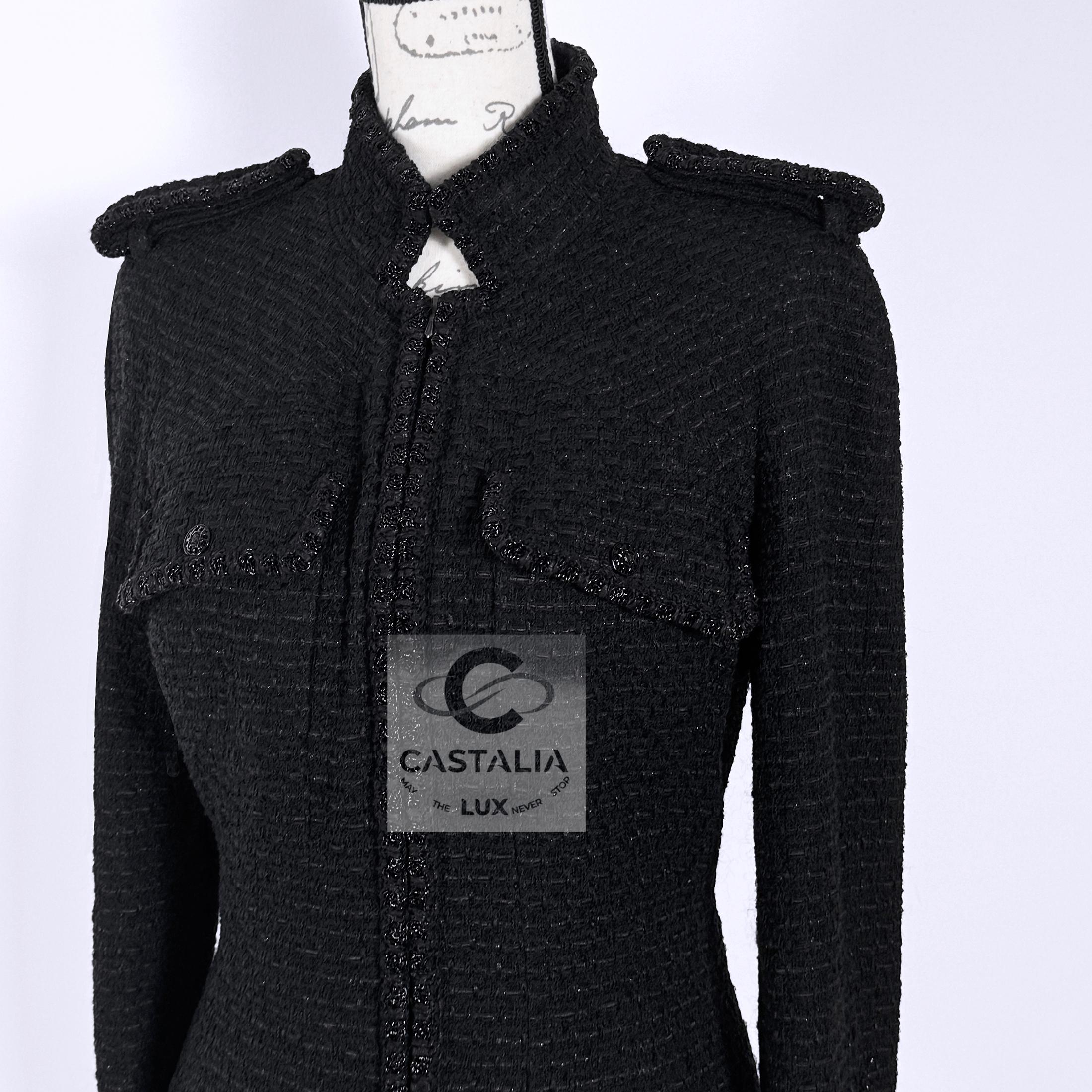 Chanel, l'iconica giacca in tweed nero stile Kate Moss 38 FR in vendita 3