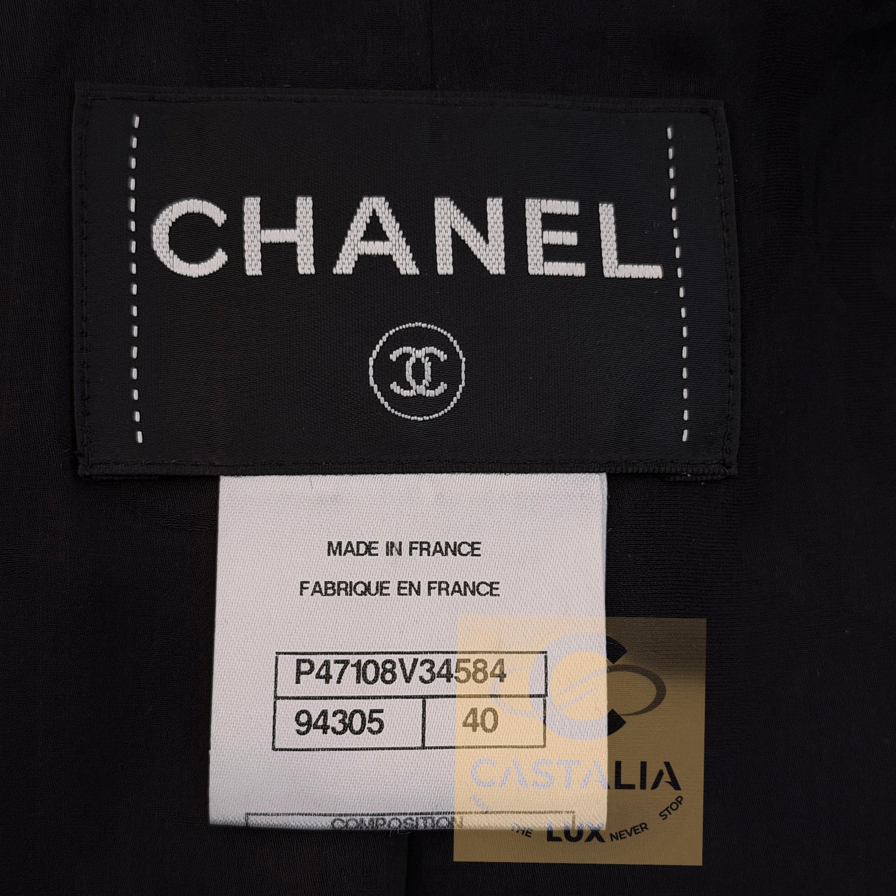 CHANEL Iconique Keira Knightley Style Veste en Tweed Noir 40 FR en vente 13