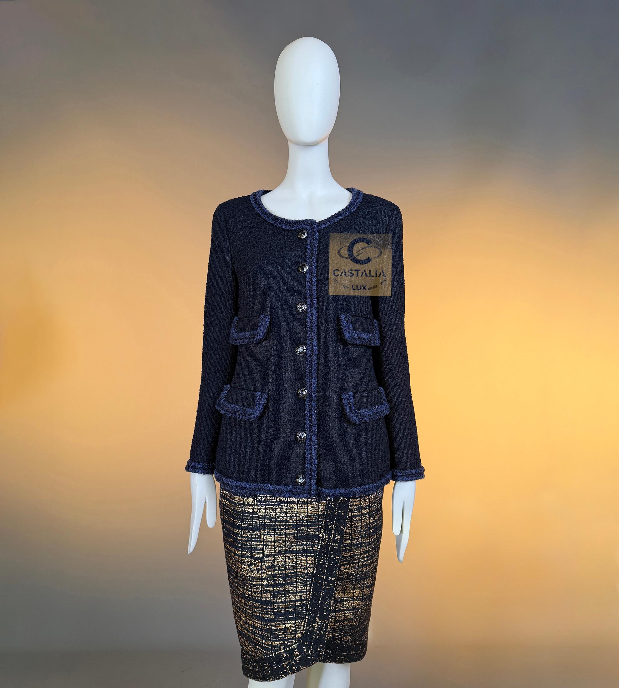 CHANEL Iconique Keira Knightley Style Veste en Tweed Noir 40 FR en vente 2