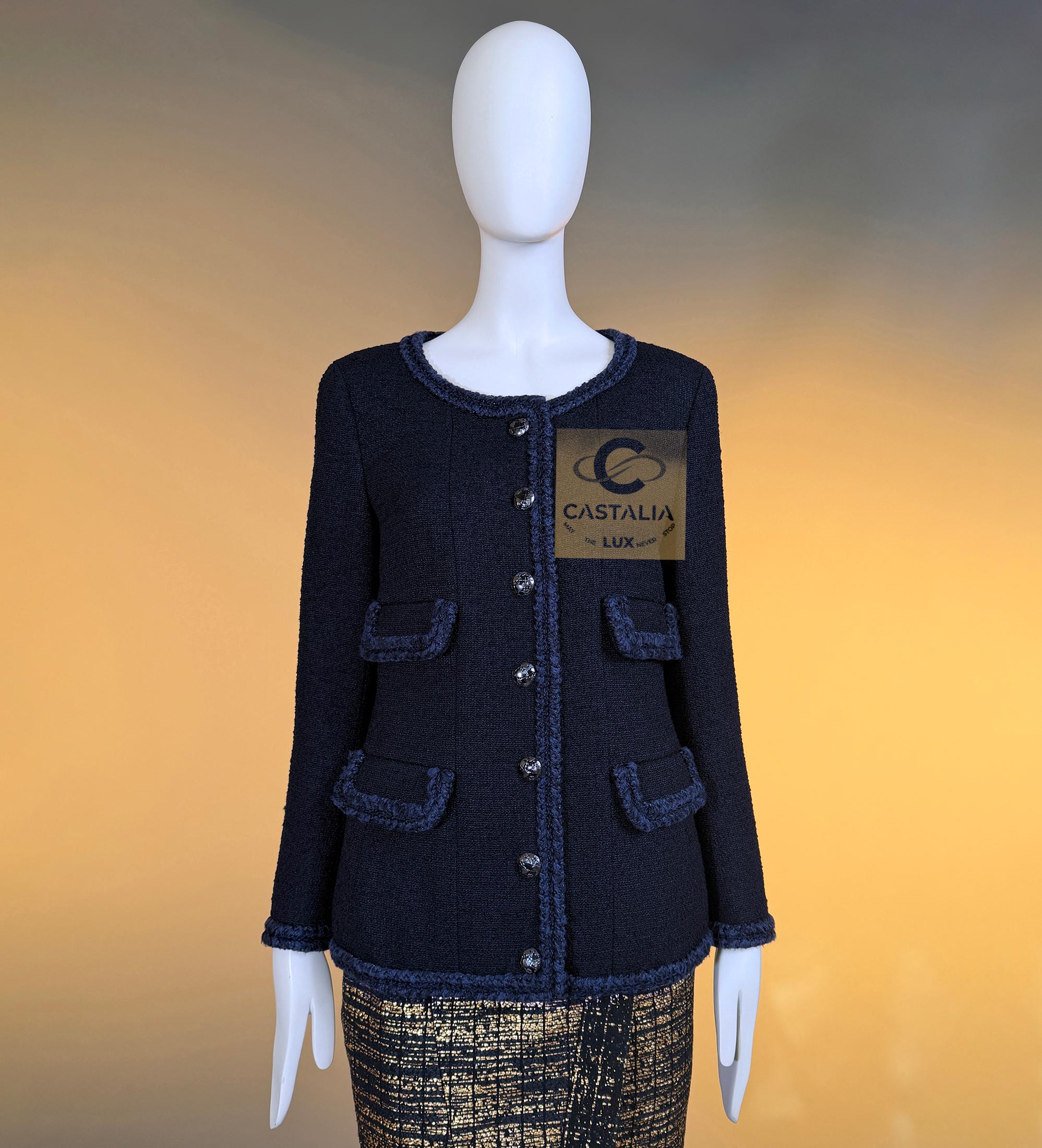 CHANEL Iconique Keira Knightley Style Veste en Tweed Noir 40 FR en vente 3
