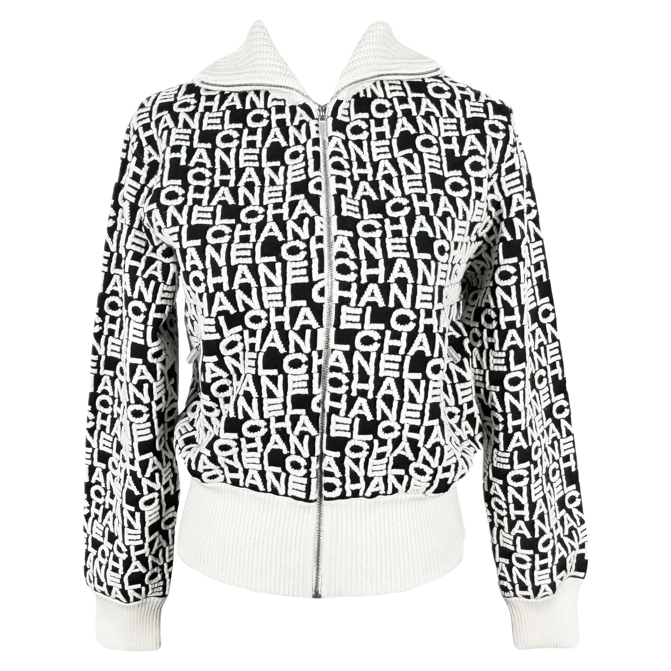 Chanel Iconic Kylie Jenner Style Logo Bomber 36 FR en venta
