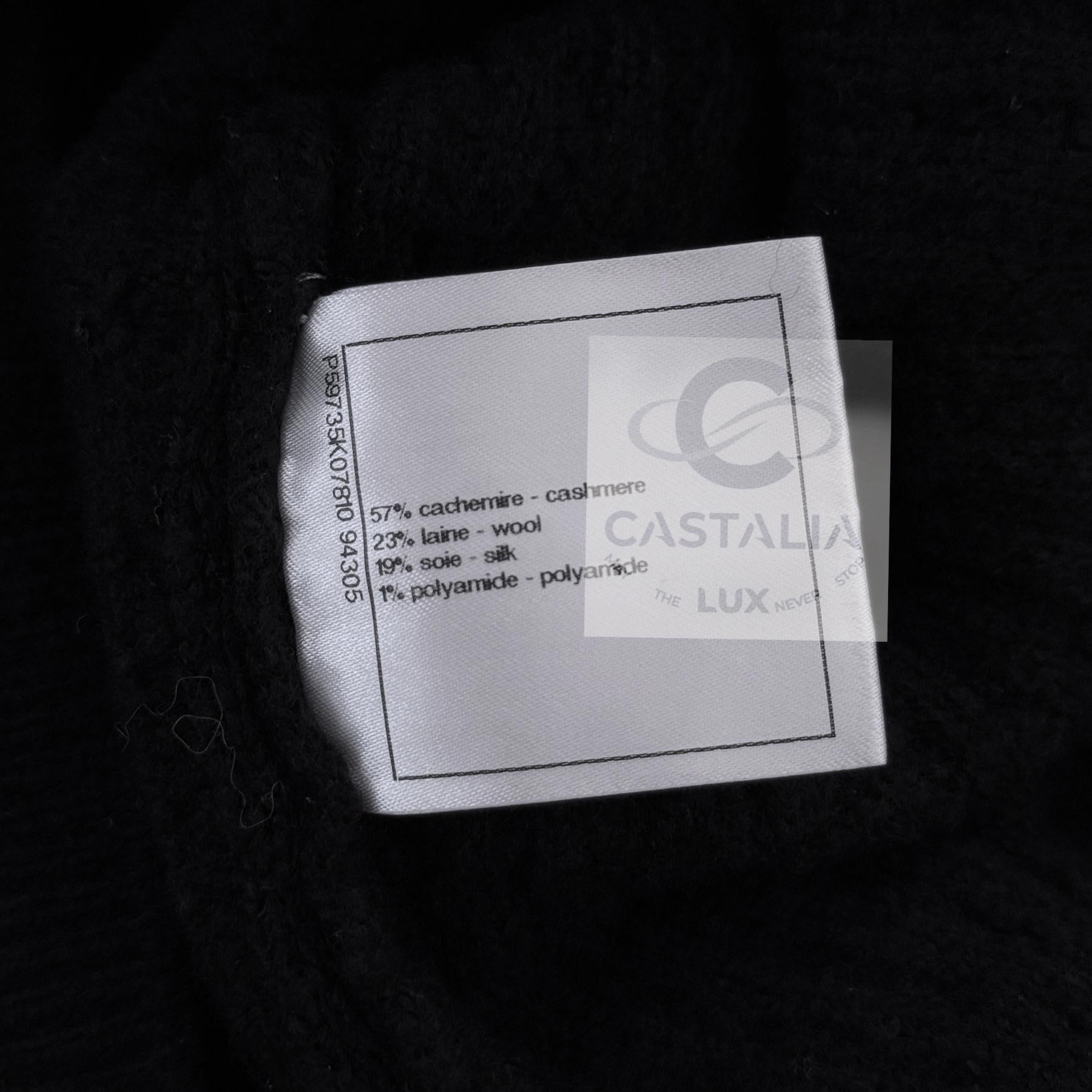 Chanel Iconic Lucky Charms - Maglia in cashmere 38 FR in vendita 11