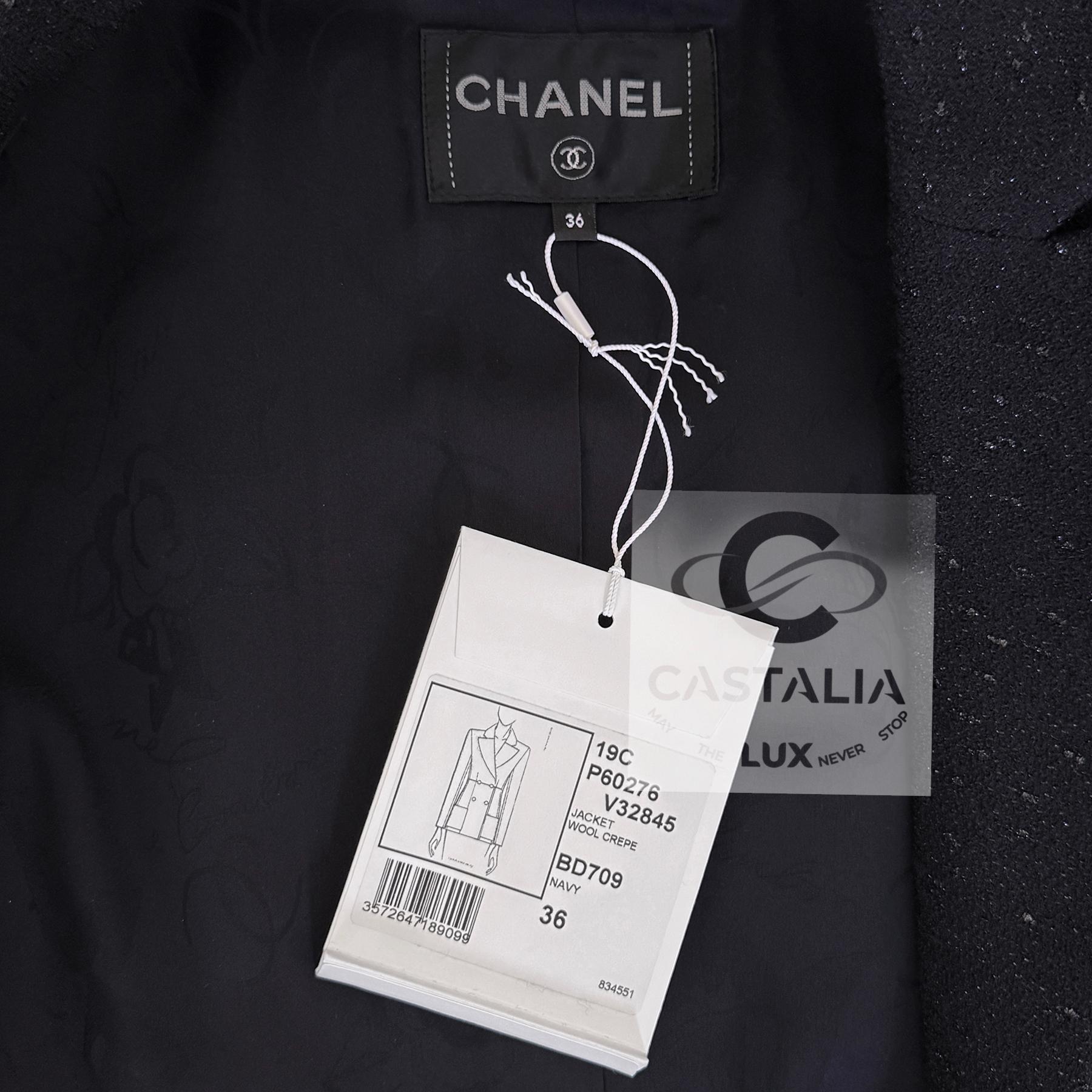 CHANEL Iconic Marine schimmernde Jacke 36 FR im Angebot 13