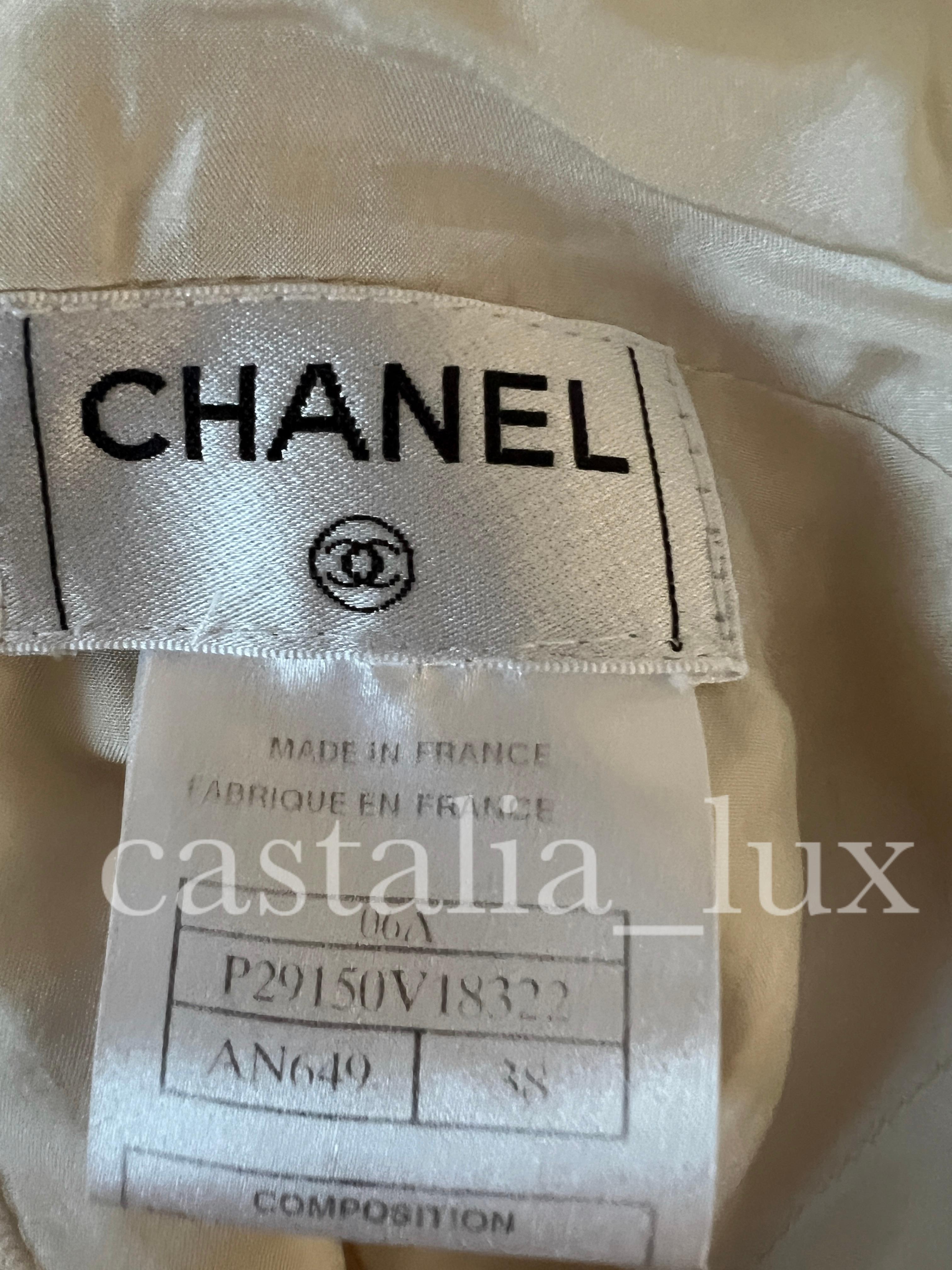 Chanel Iconic New-York Jewel Buttons Tweed Suit 6