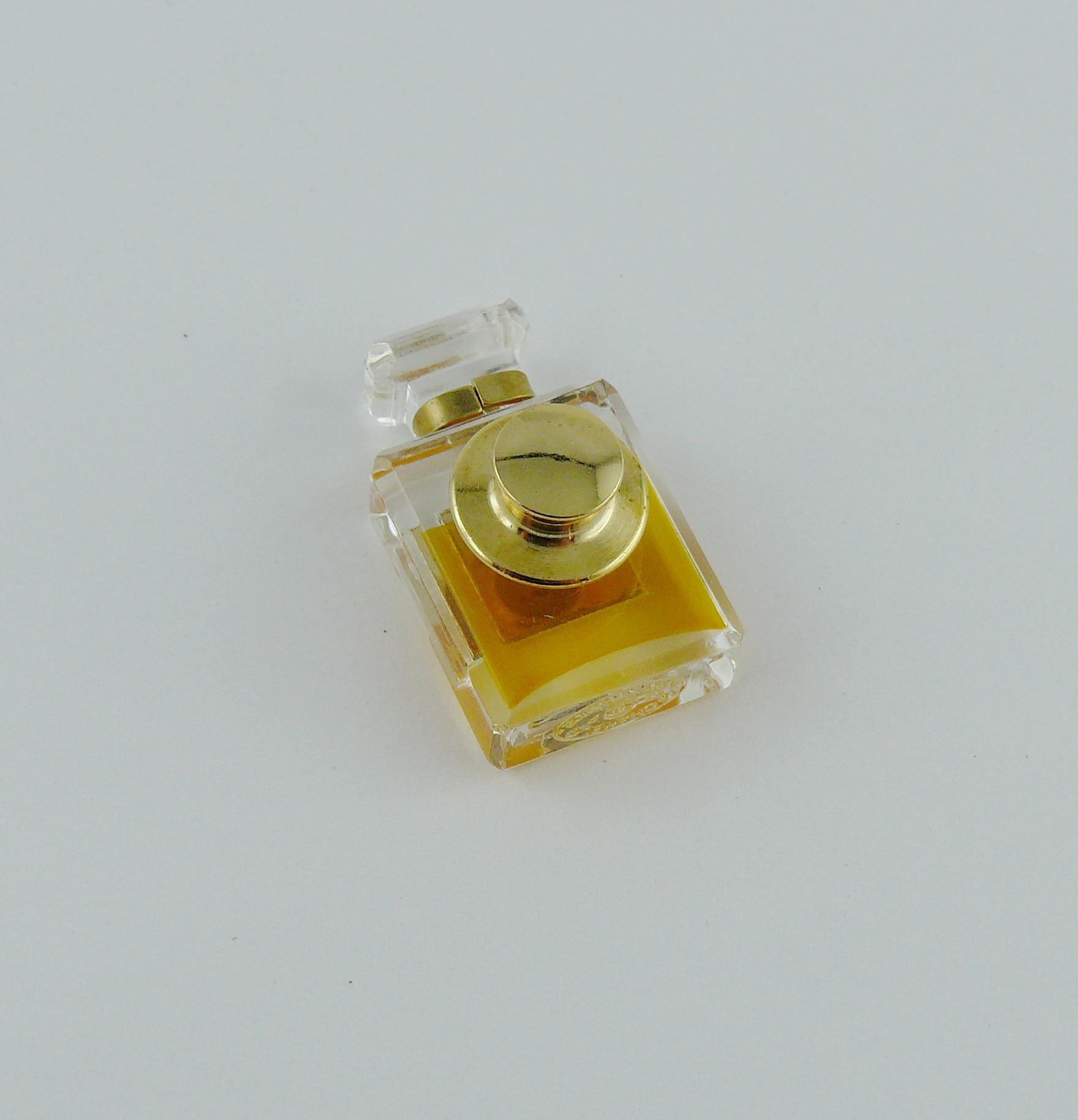 Chanel Iconic No. 5 Perfume Bottle Pin Brooch In Excellent Condition In Nice, FR