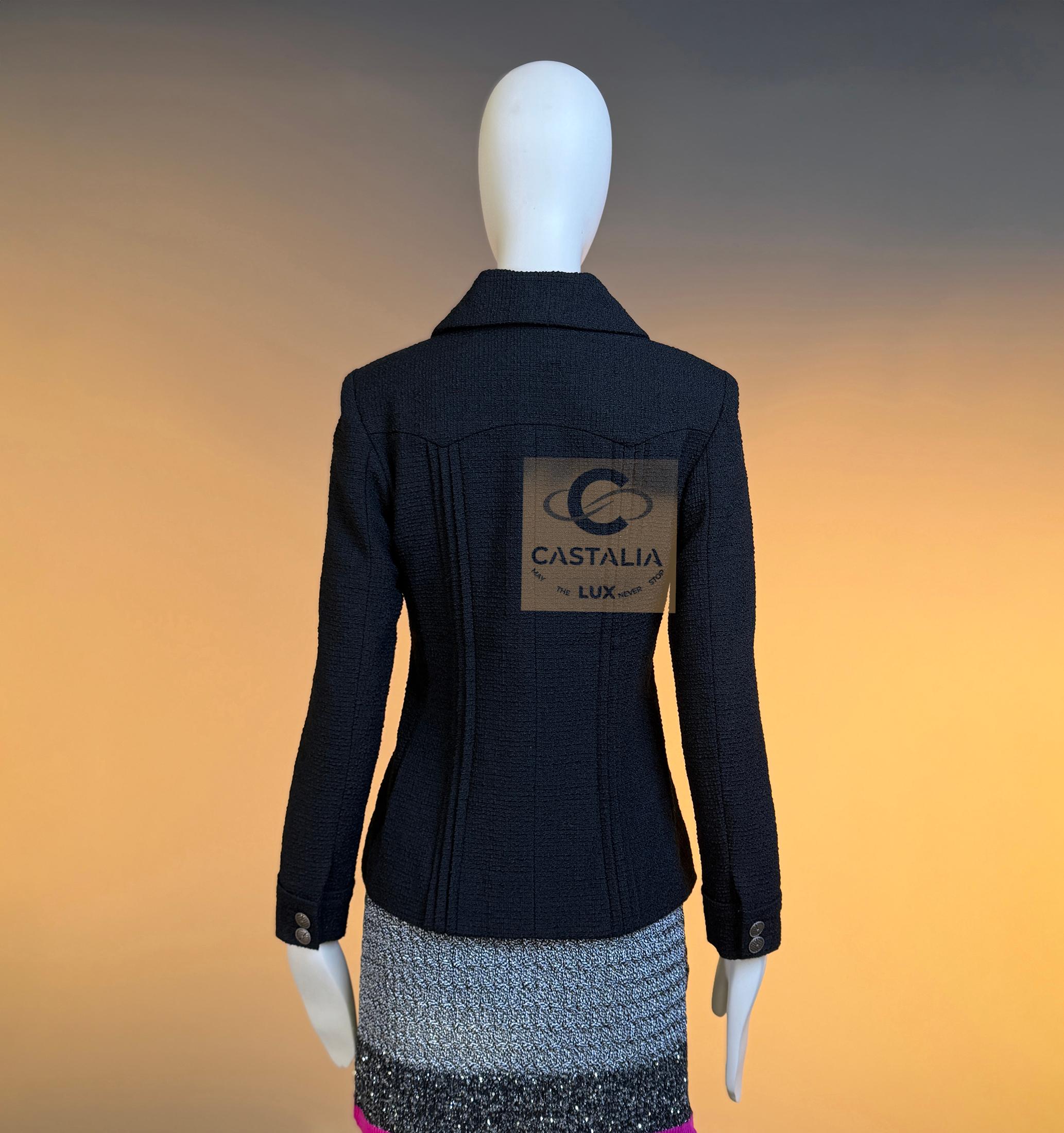 CHANEL - Veste en tweed noir Icone Paris / iCon 34 FR en vente 12