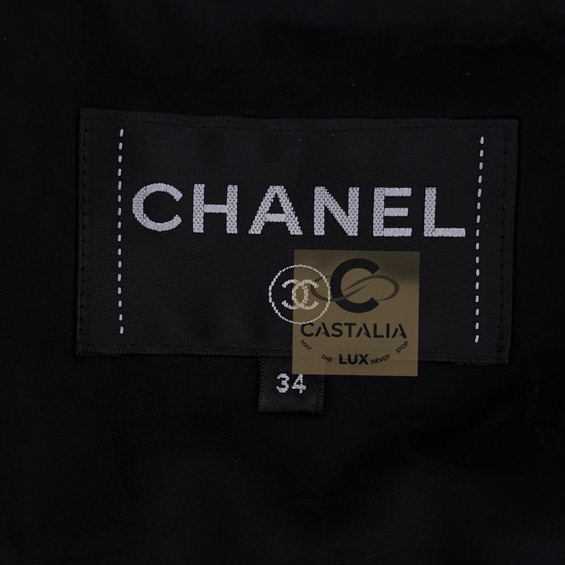 CHANEL - Veste en tweed noir Icone Paris / iCon 34 FR en vente 13