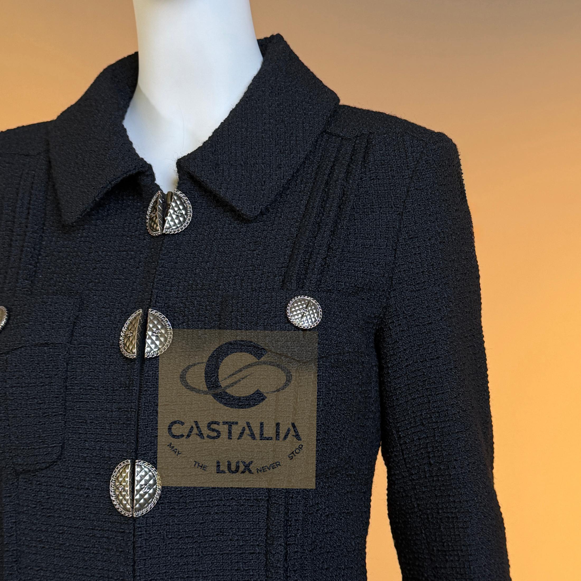 CHANEL - Veste en tweed noir Icone Paris / iCon 34 FR en vente 2