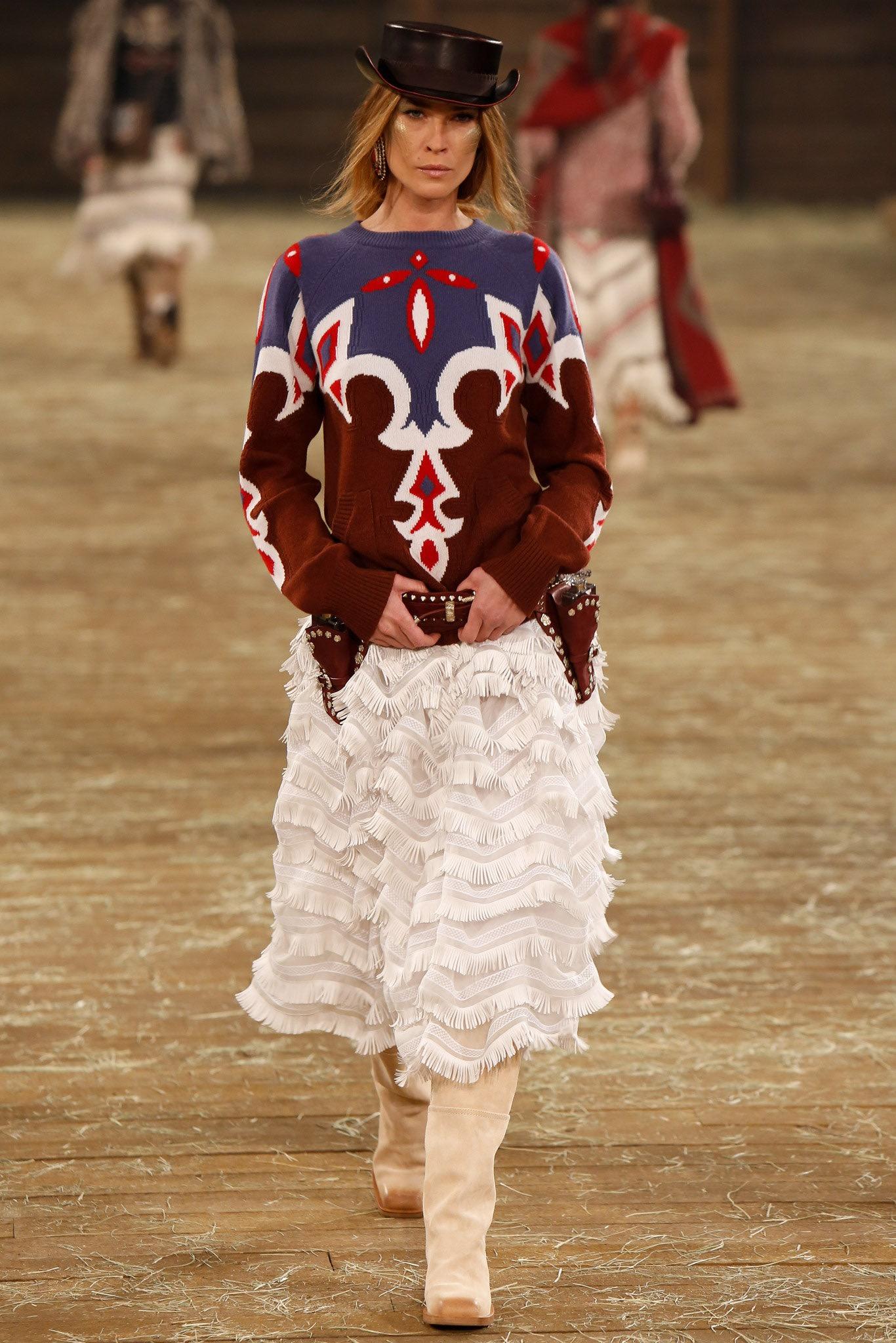 Chanel Iconic Paris / Dallas Runway Cashmere Jumper In Excellent Condition In Dubai, AE