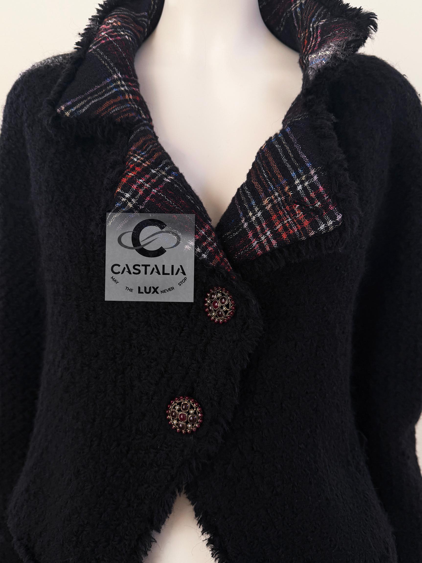 Chanel Iconic Paris / Edinburgh Schwarze Tartan-Tweedjacke 38 FR im Angebot 6