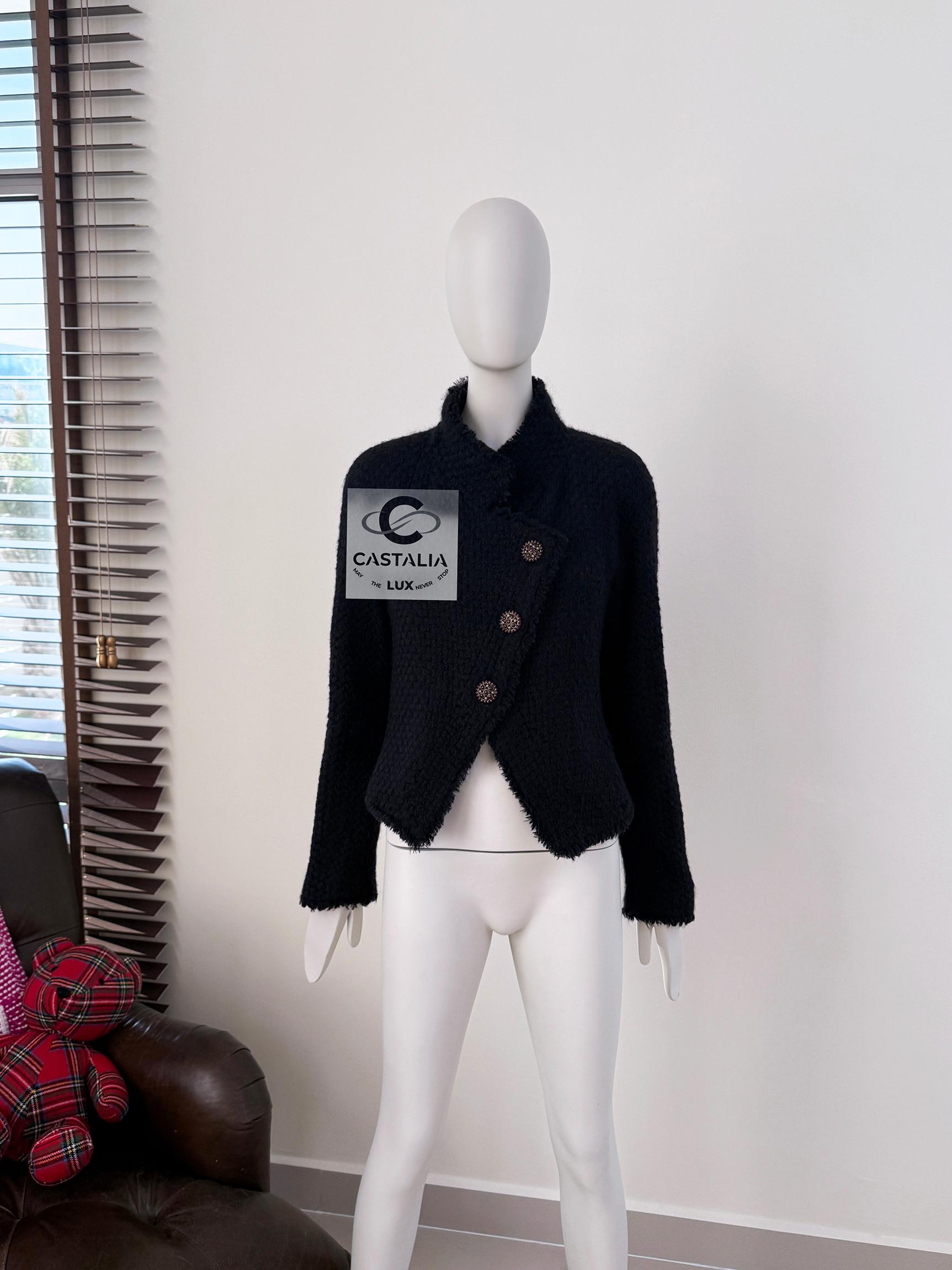Chanel Iconic Paris / Edinburgh Schwarze Tartan-Tweedjacke 38 FR im Angebot 5