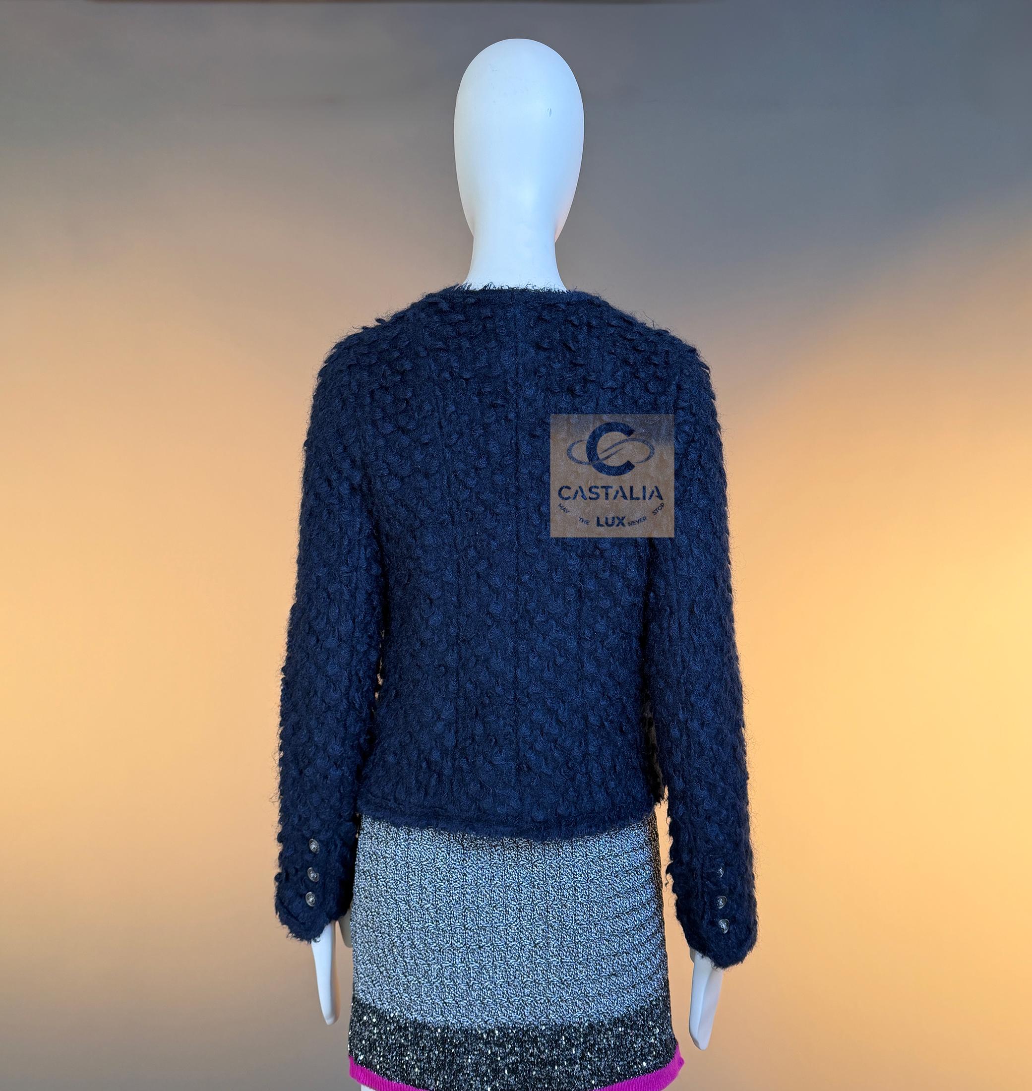 Chanel Iconic Paris / London Giacca nera in tweed 40 FR in vendita 9