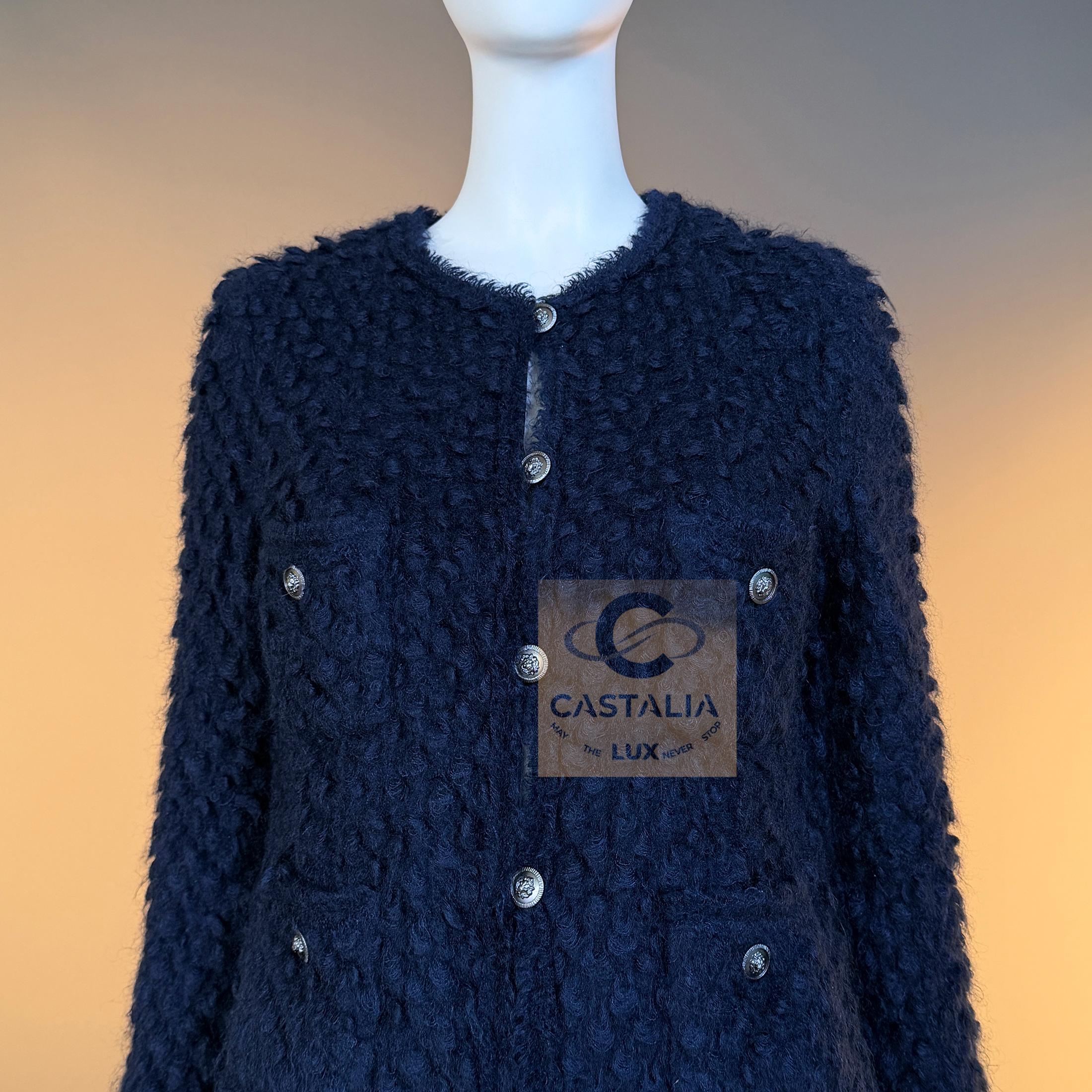 Chanel Iconic Paris / London Giacca nera in tweed 40 FR In condizioni ottime in vendita a Dubai, AE