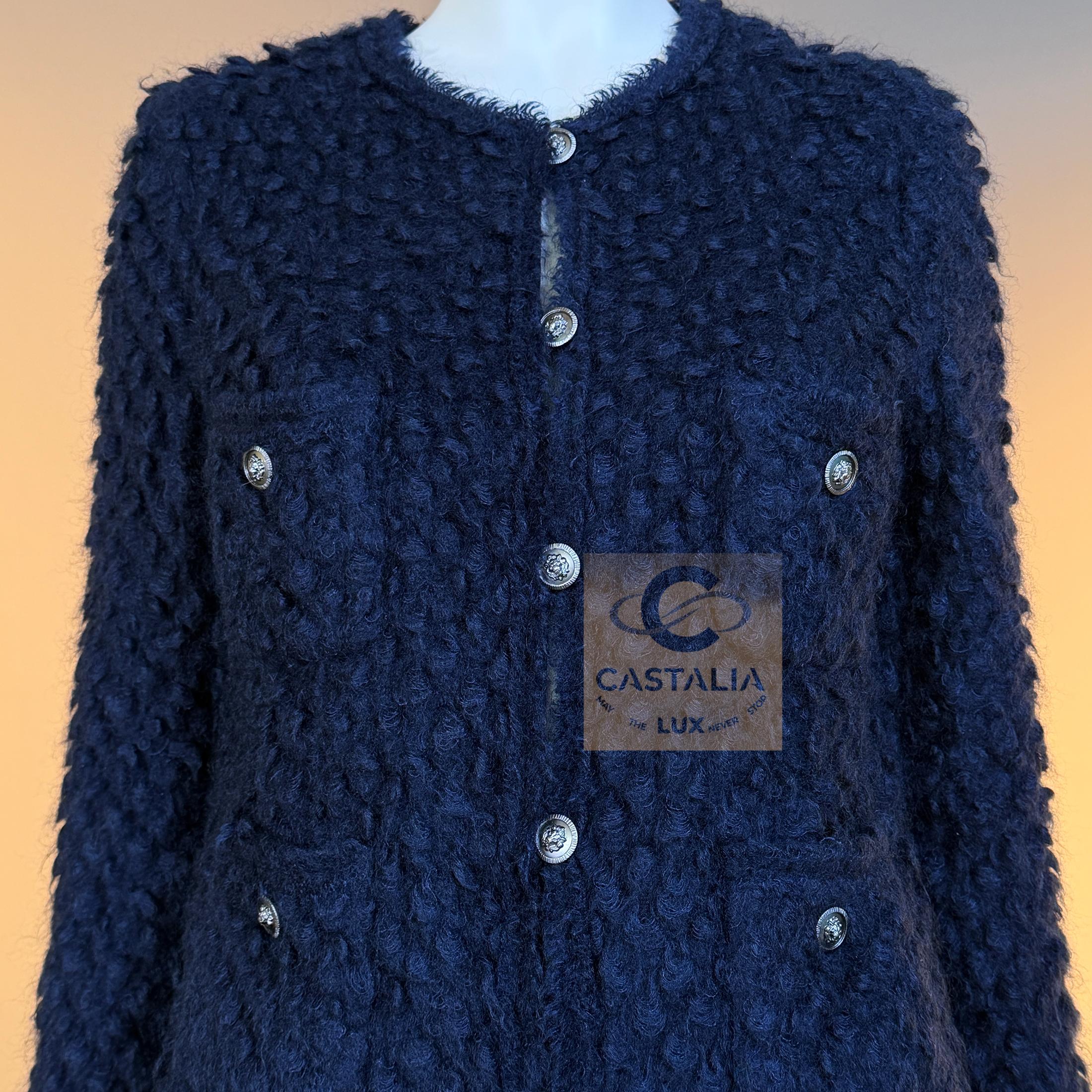 Chanel Iconic Paris / London Giacca nera in tweed 40 FR in vendita 5