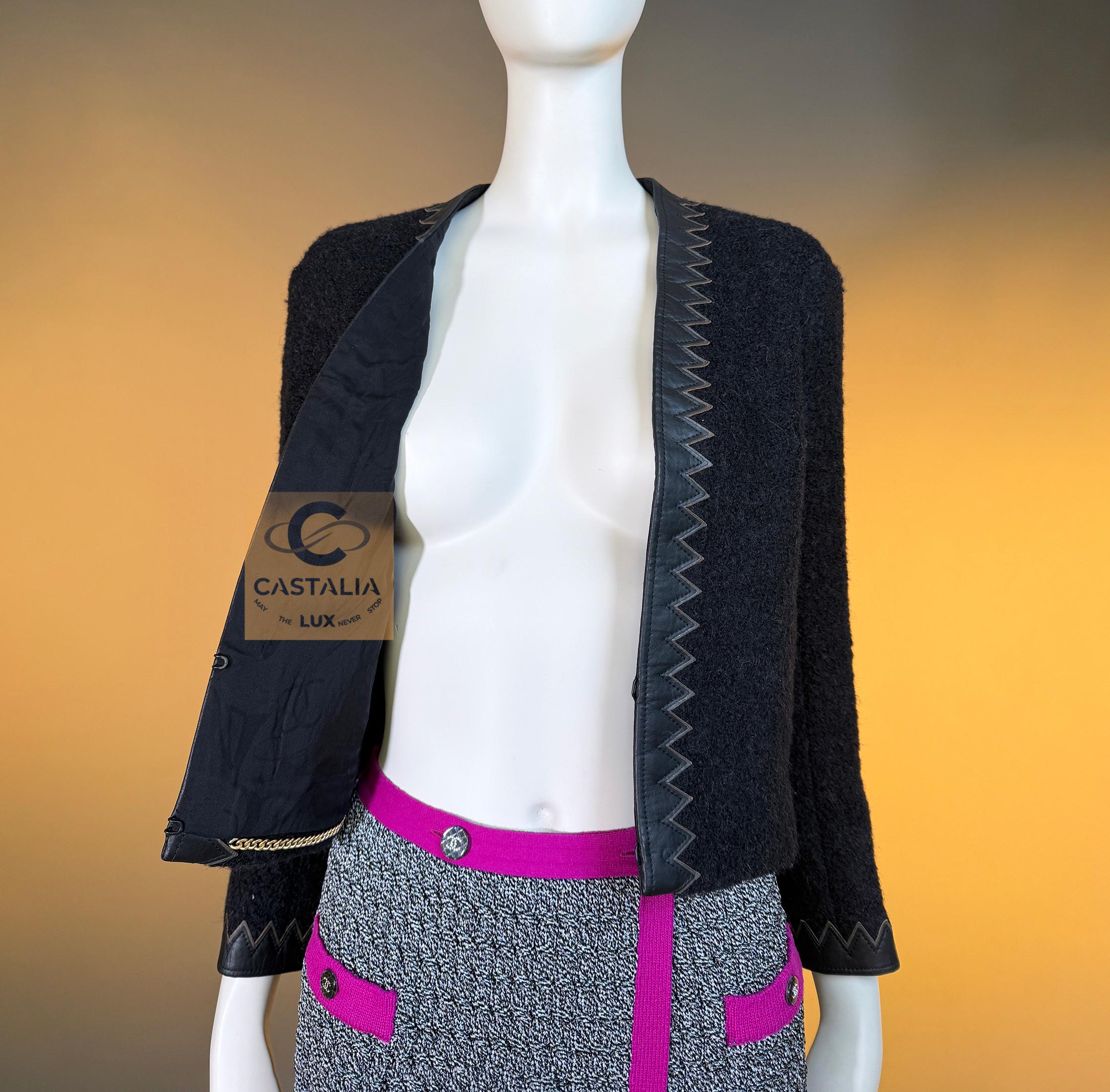 CHANEL Iconic Paris / Salzburg CC Jewel Buttons Tweed Jacket 34 FR en vente 11