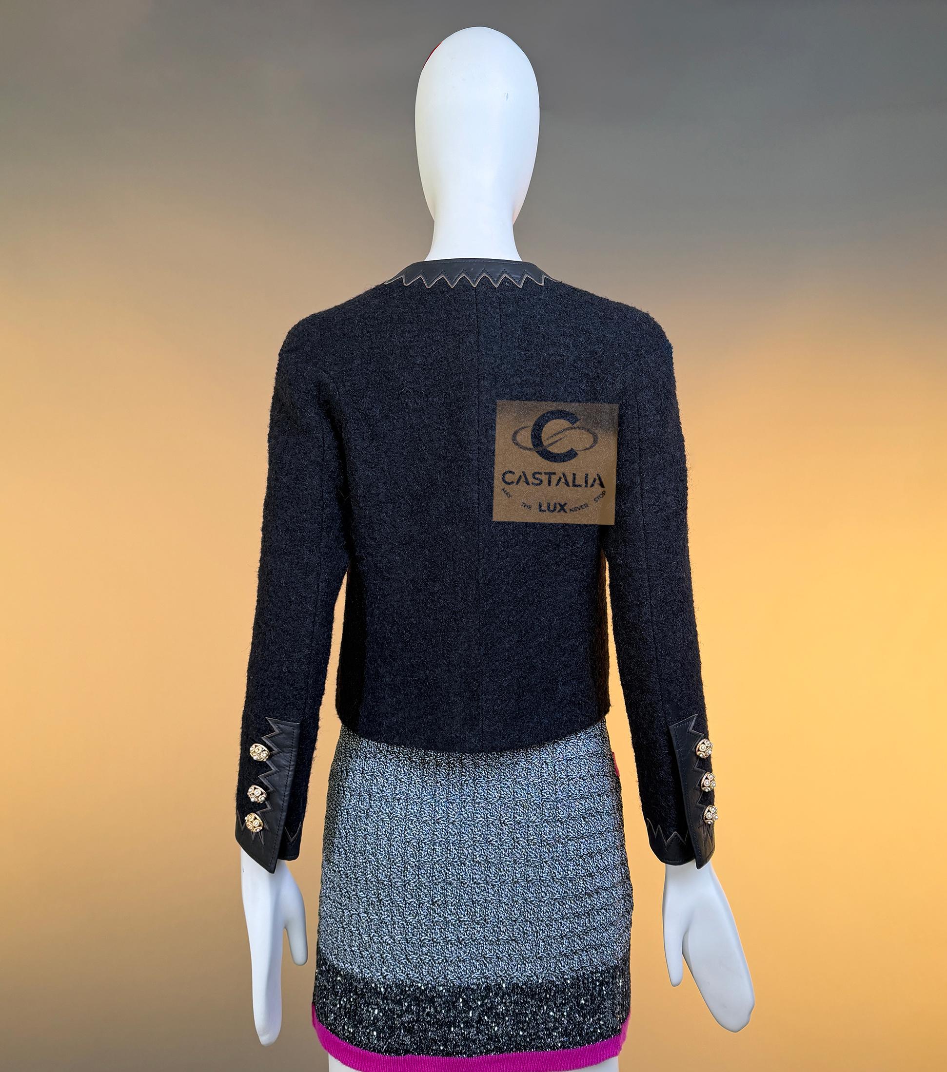 CHANEL Iconic Paris / Salzburg CC Jewel Buttons Tweed Jacket 34 FR en vente 13