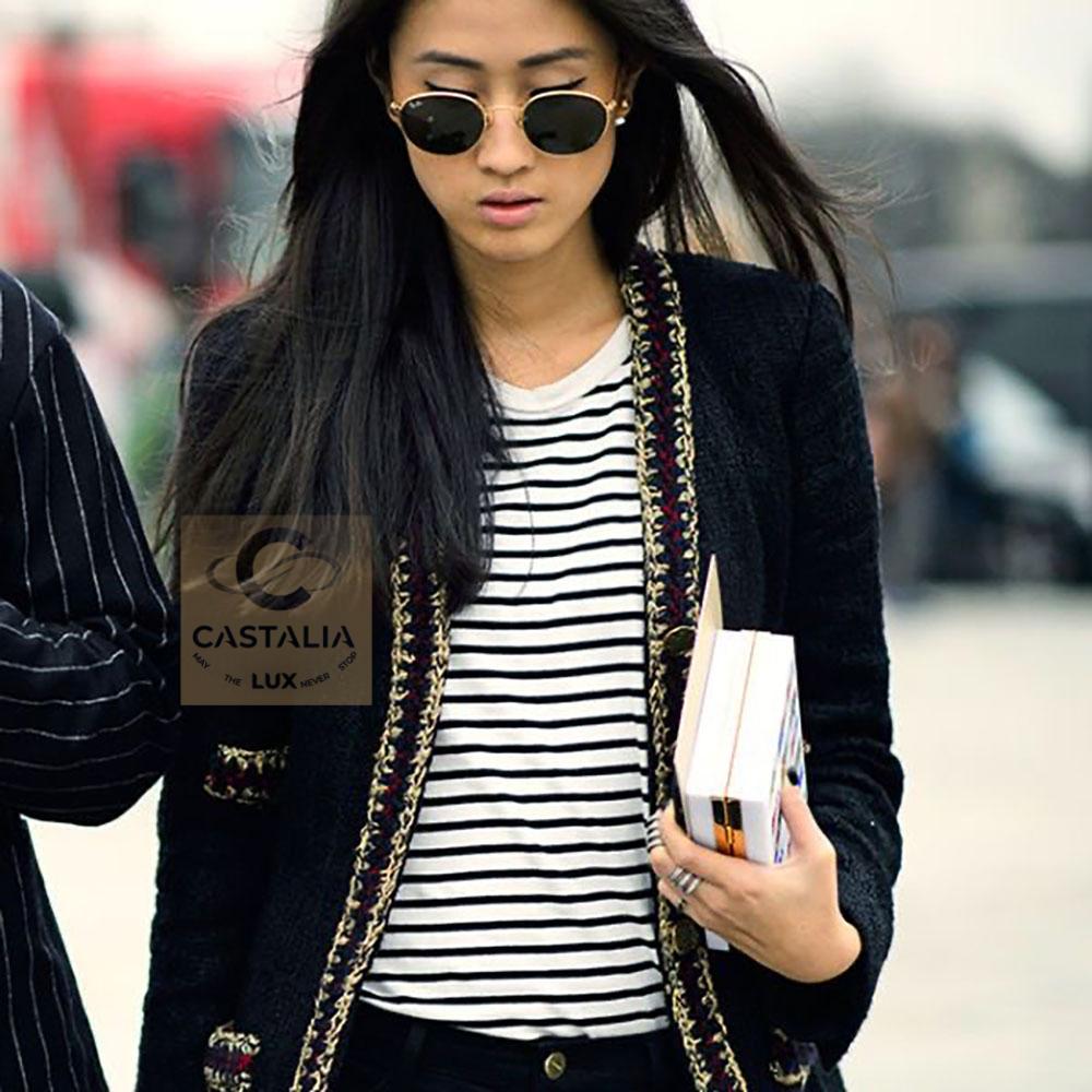 CHANEL Iconic Paris / Shanghai Schwarz Tweed Jacke 34 FR im Angebot 1