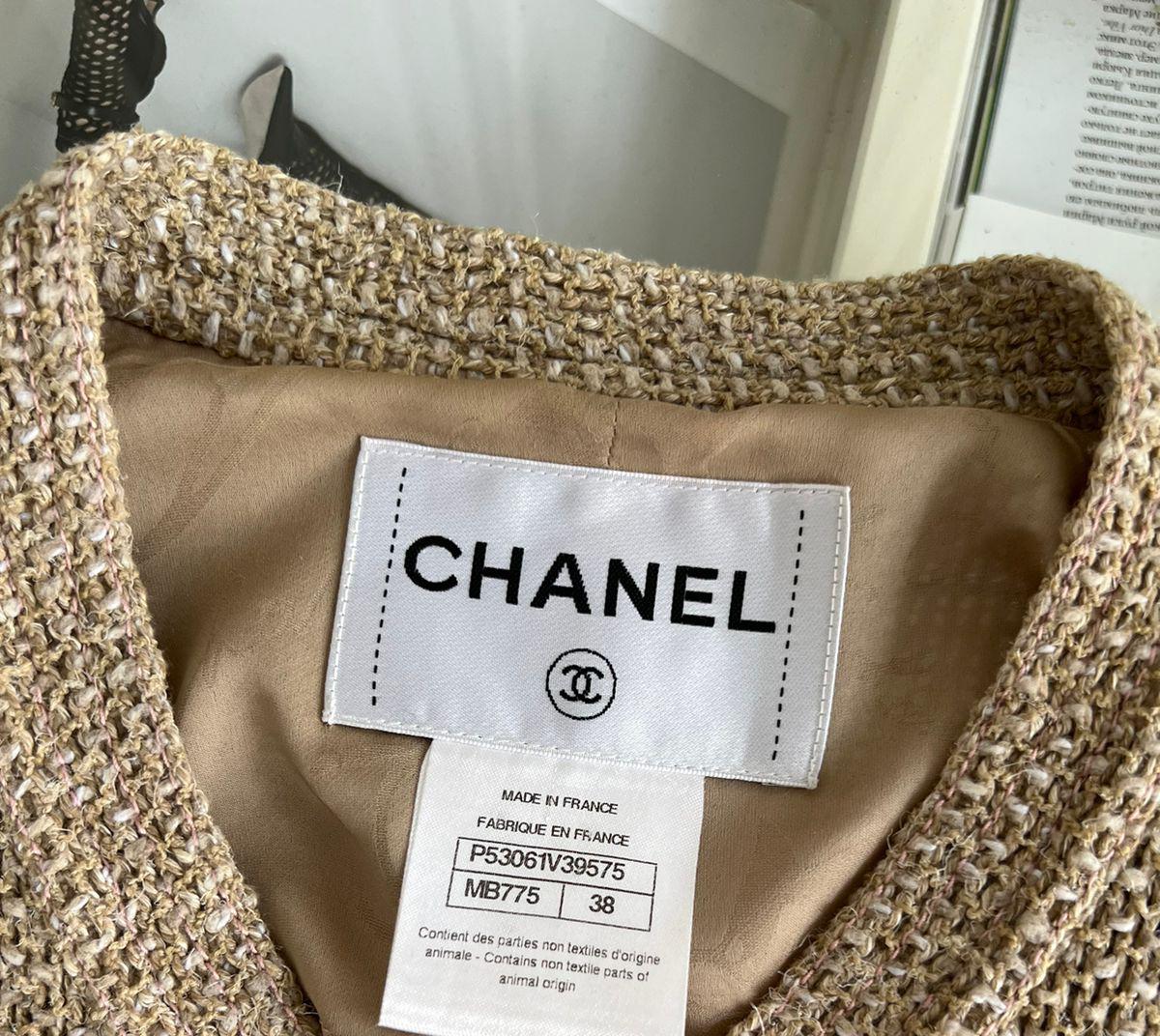 Chanel Iconic Seoul Beige Tweed Jacket 10