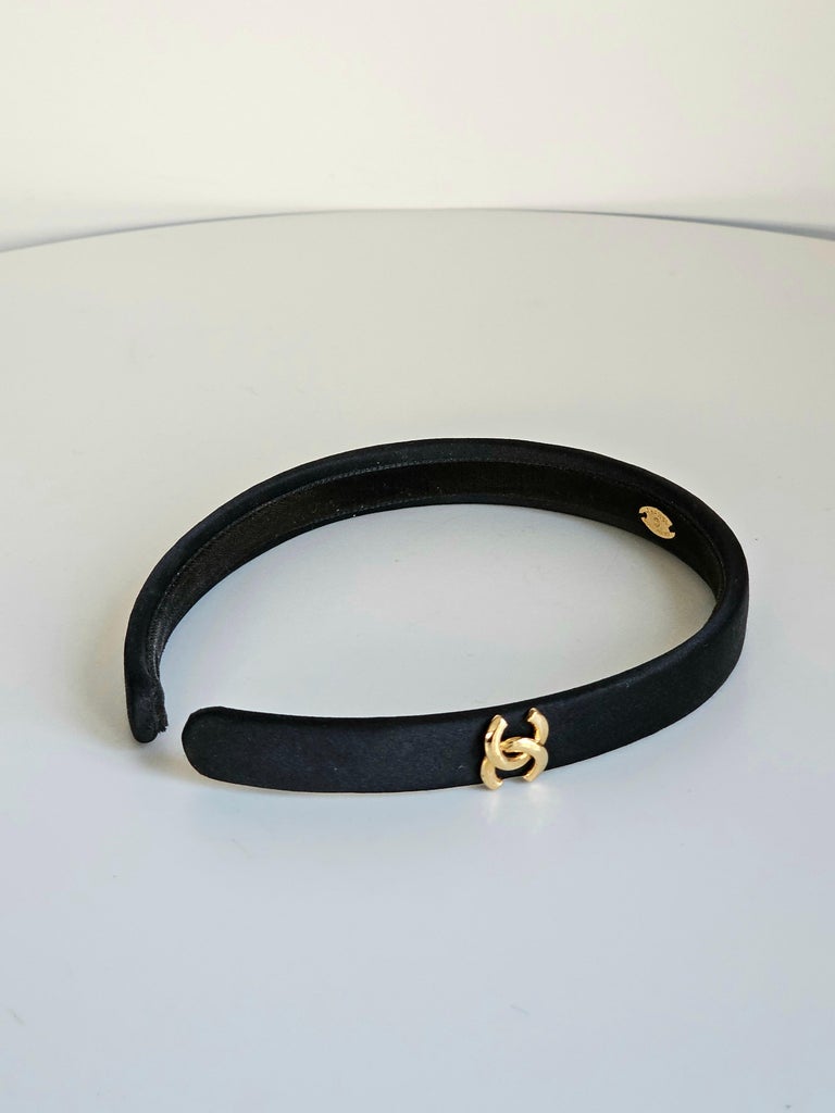 CHANEL Iconic Vintage classic Satin CC logo Headband black  display picture 1