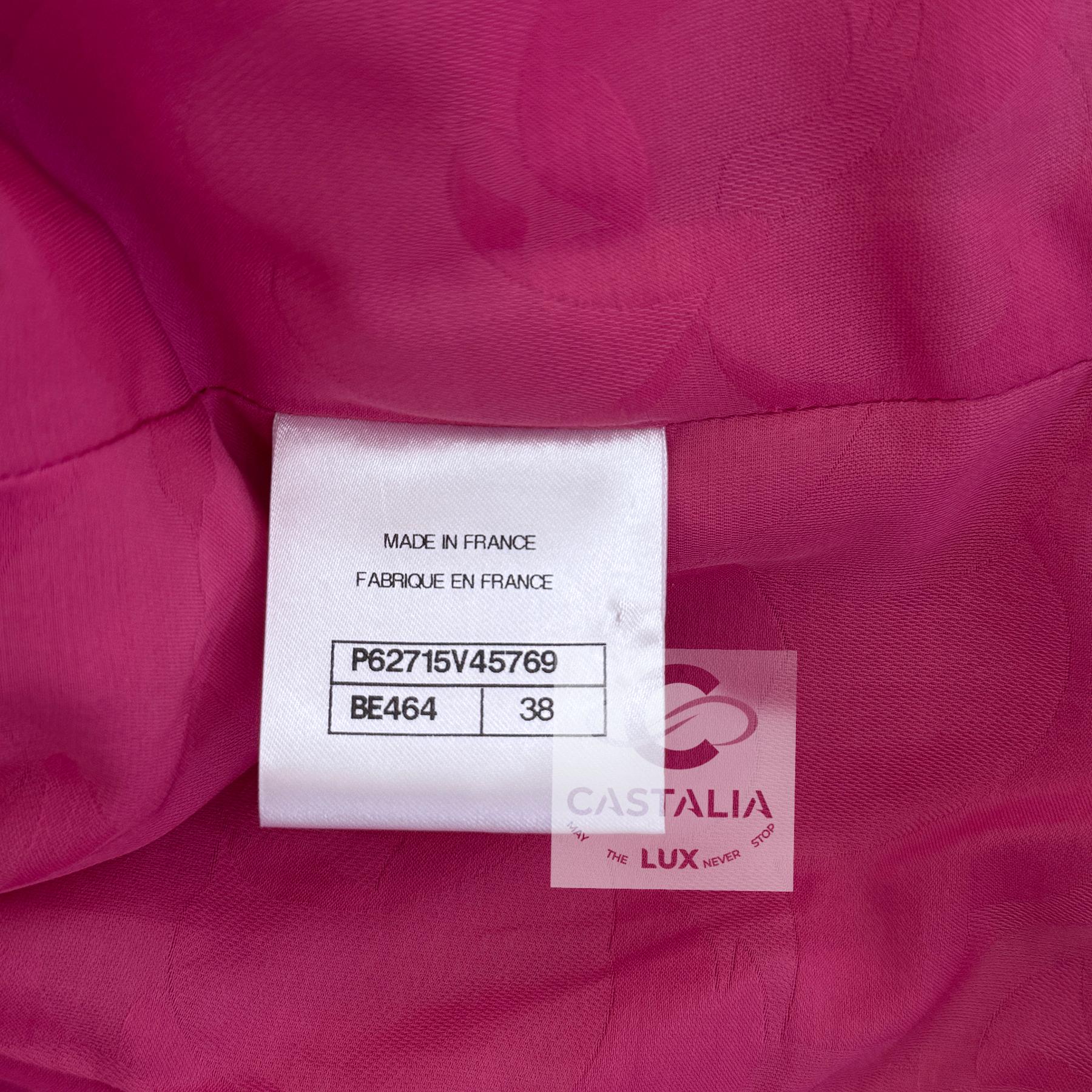 Chanel Iconic Vittoria Ceretti Ad Campaigner Giacca di tweed 38 FR in vendita 11