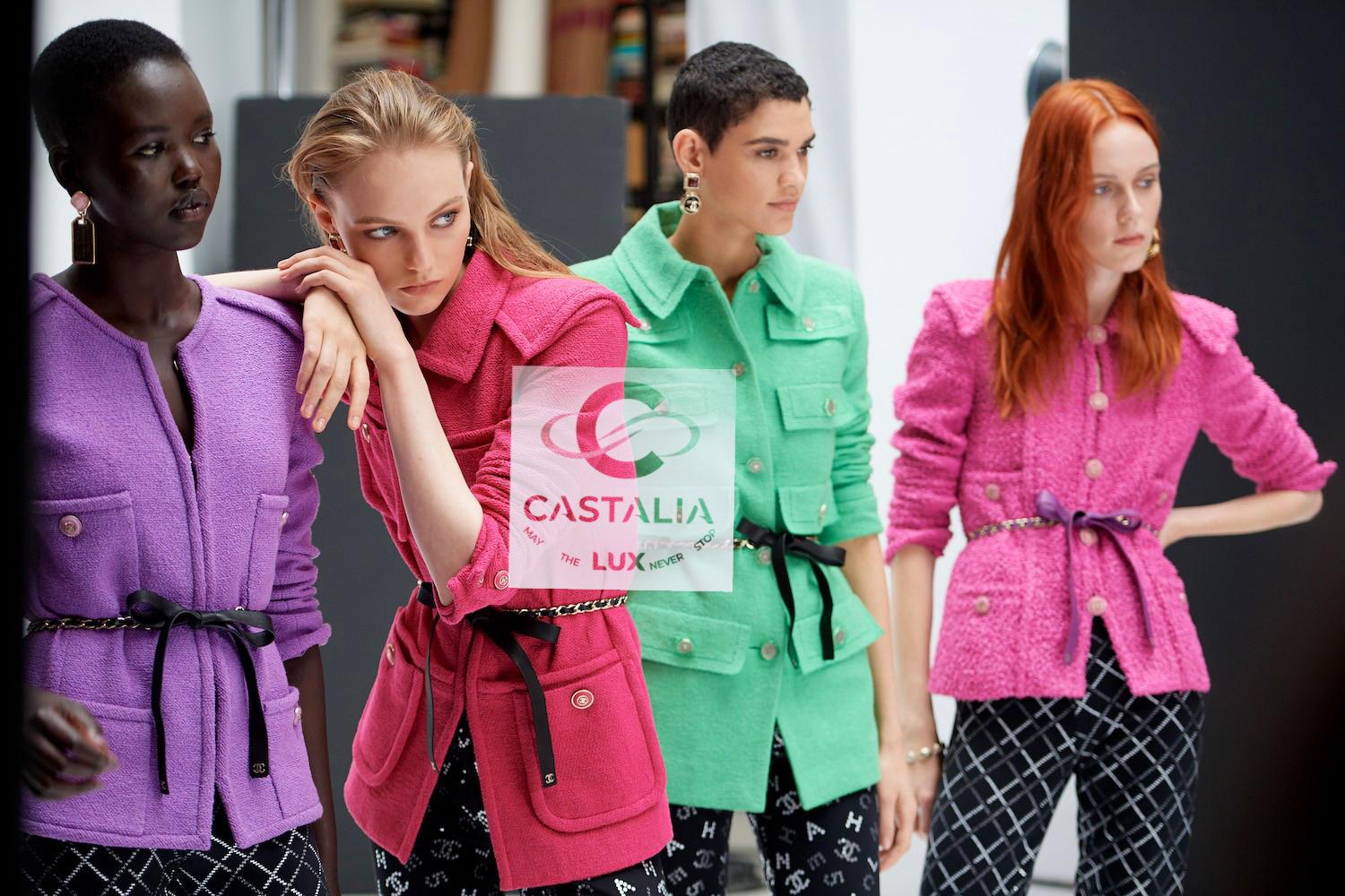 Chanel Iconic Vittoria Ceretti Ad Campaigner Giacca di tweed 38 FR In condizioni Nuovo in vendita a Dubai, AE